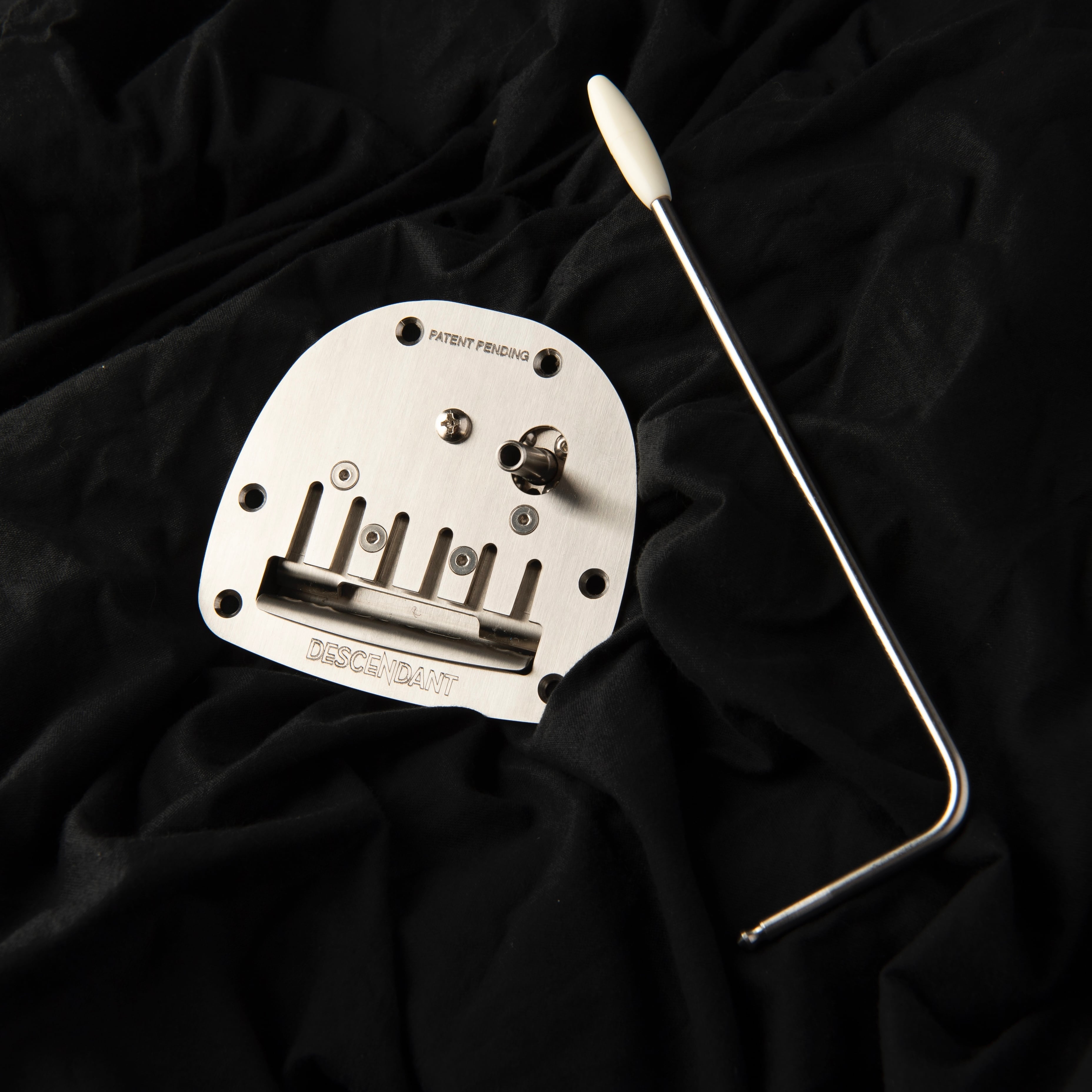 ギター Descendant Vibrato Unit for JM / JG Descendant Vibrato Unit for JM / JG | Pay ID