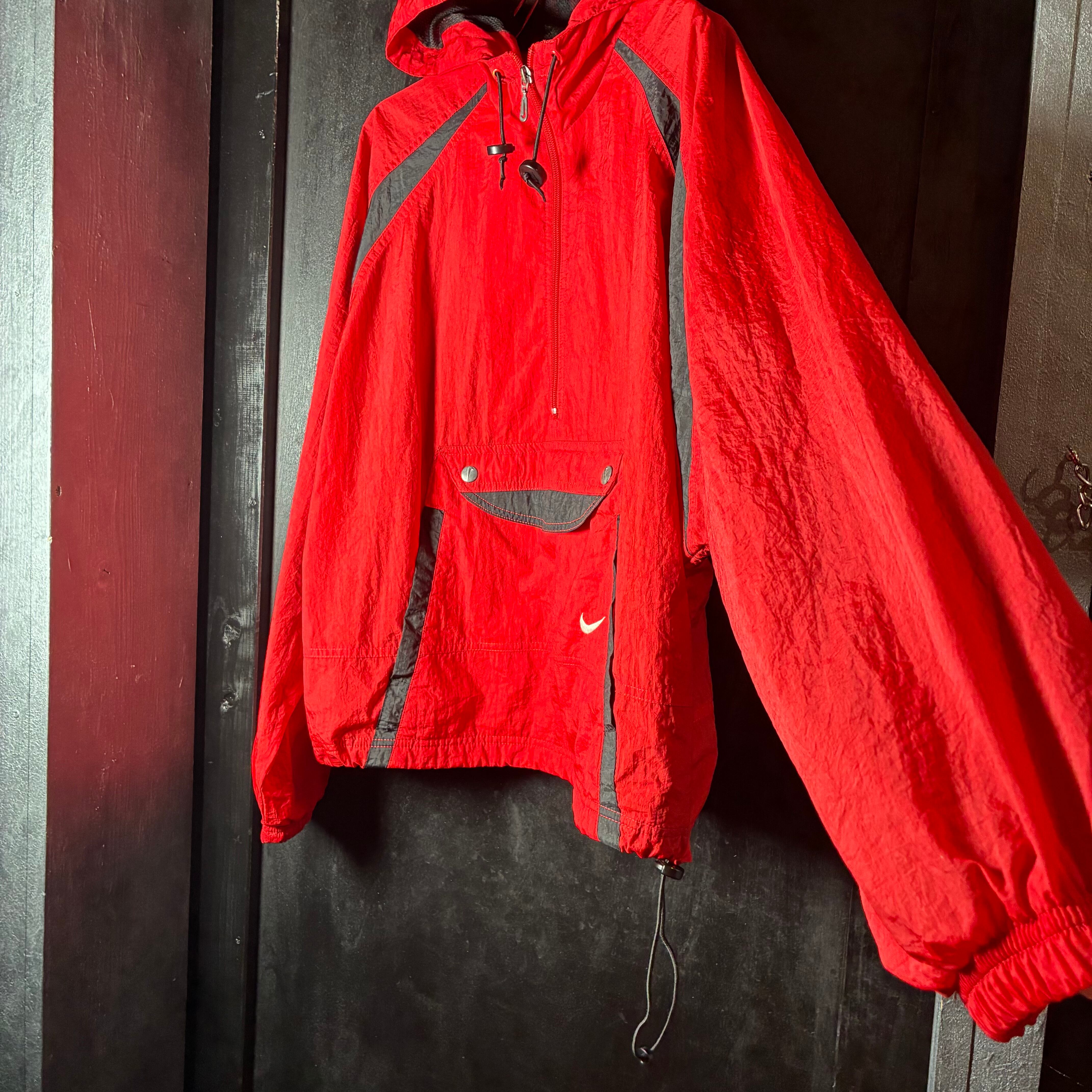 90s NIKE ハーフジップ ナイロンアノラック 赤黒 短丈ドローコード