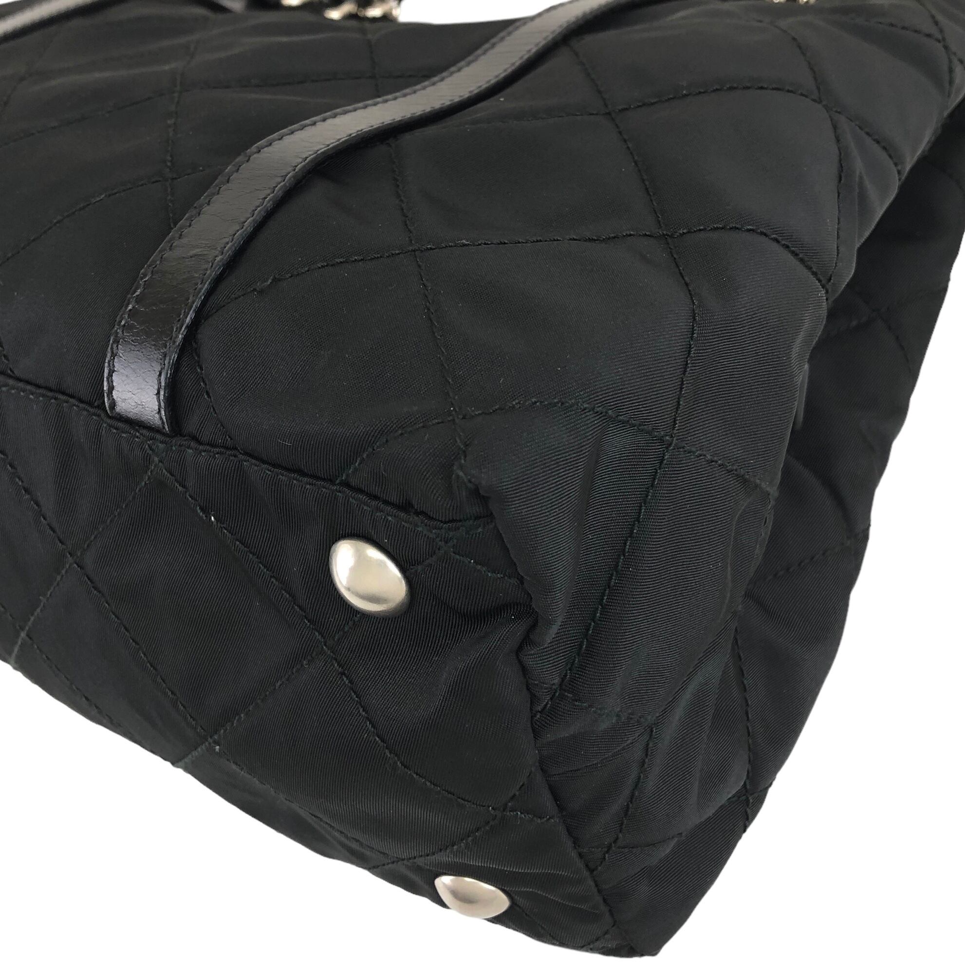 PRADA プラダ キルティング ショルダーバッグ ブラック トライアングル