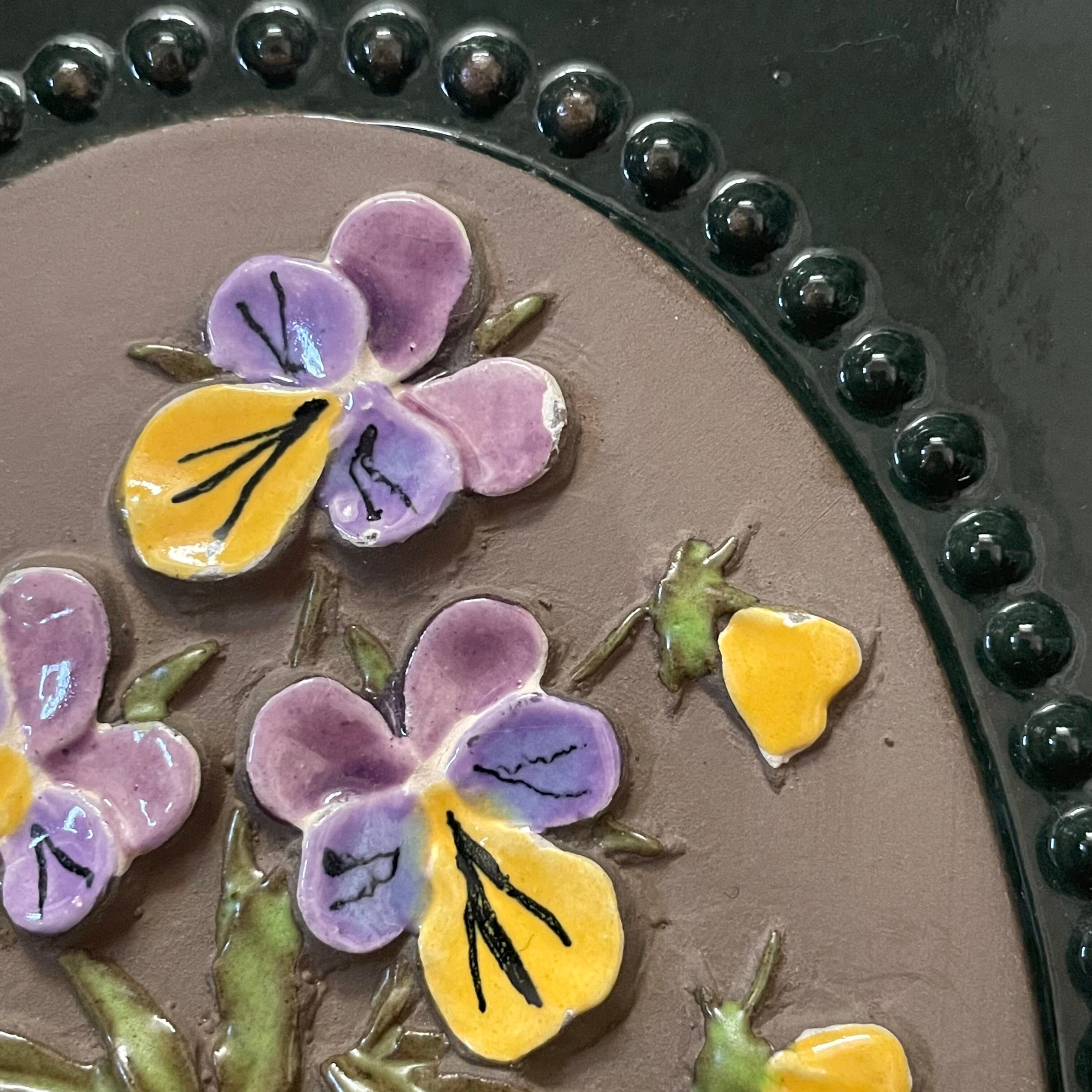 ビオラの陶板 | tsuitachi craft&brocante