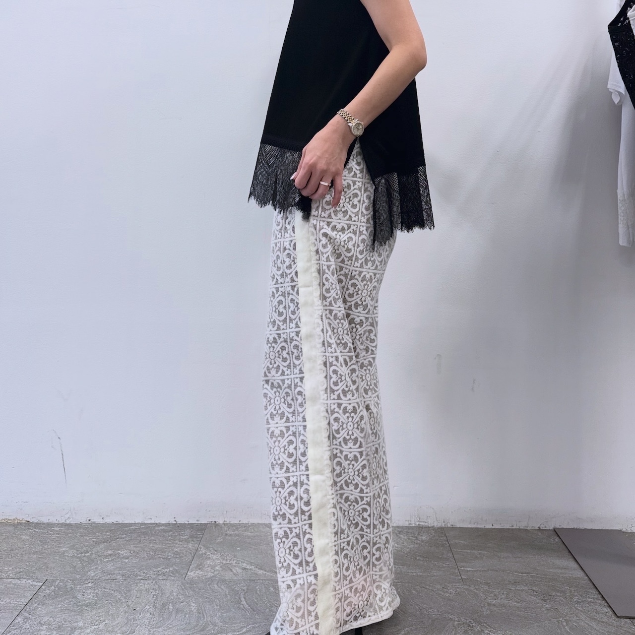 ロージー  Rosiee タイルレースワイドパンツ