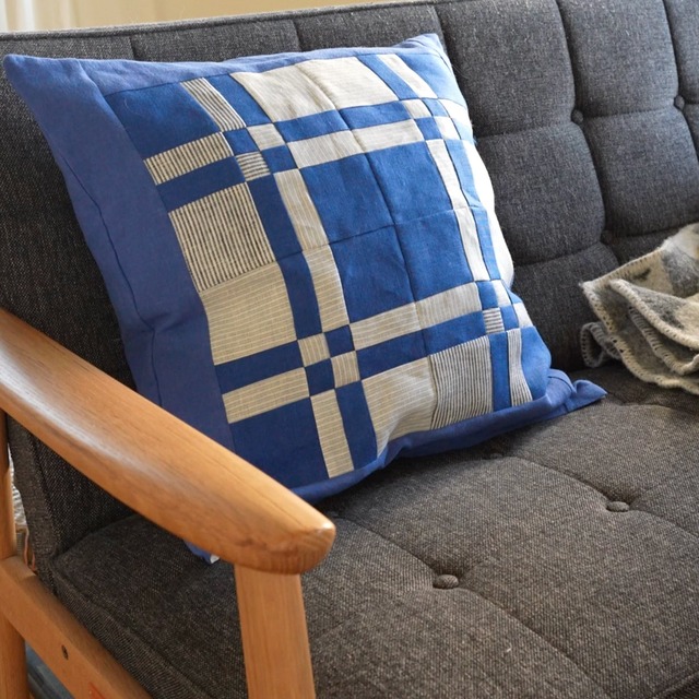 Disappearing Four Patch クッションカバー (45cm用)