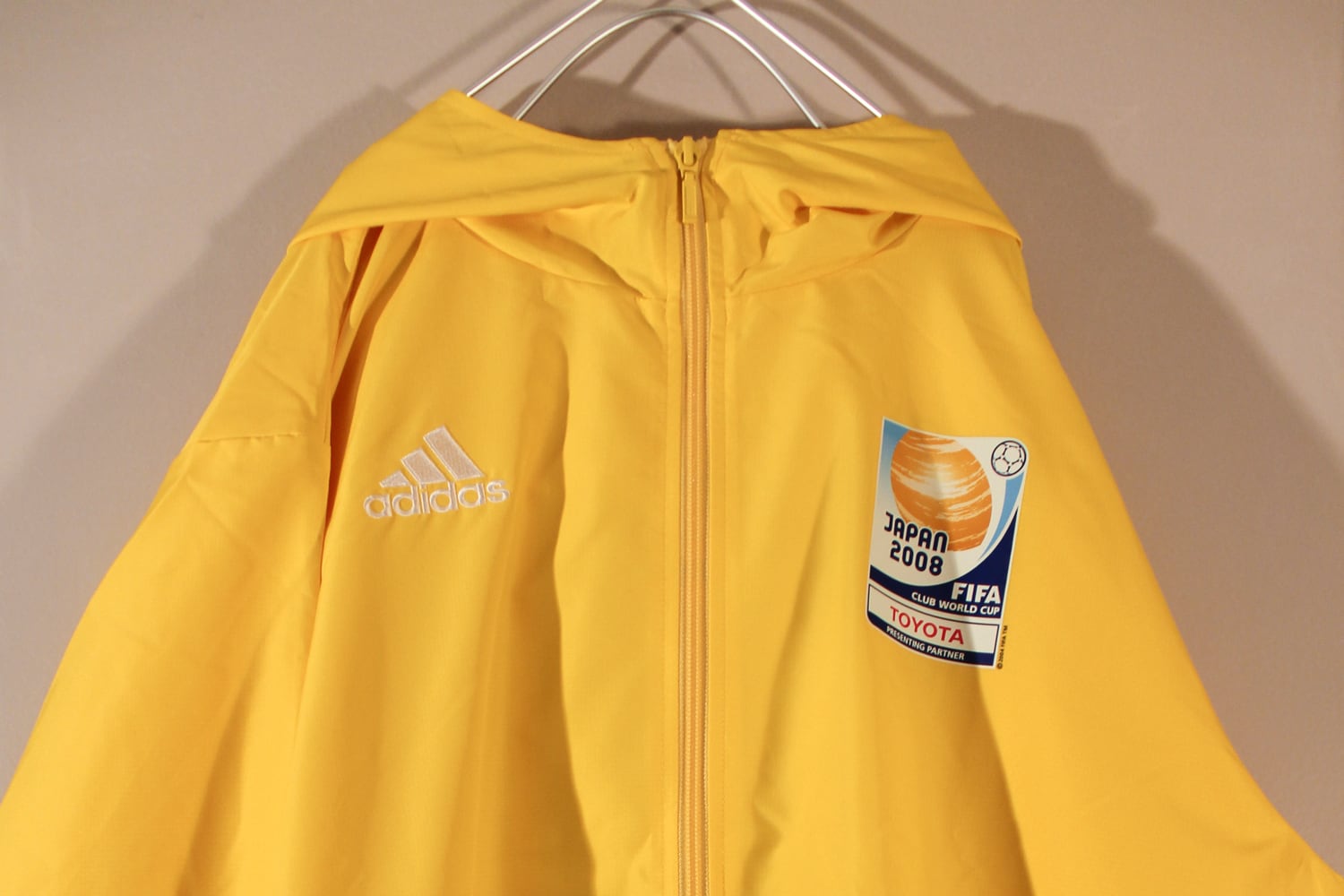 アディダス ☆ 非売品ジャケット 】 FIFA CLUB WORLD CUP JAPAN 2008 By TOYOTA adidas foot ball jacket - not available in stores, used mens / W杯 ワールドカップ 新品 未使用品 スタッフ コーチジャケット ウィンドブレーカー アディダス ☆ 非売品ジャケット 】 FIFA CLUB WORLD CUP JAPAN 2008 By TOYOTA adidas foot ball jacket - not available in stores, used mens / W杯 ワールドカップ 新品 未使用品 スタッフ コーチジャケット ウィンドブレーカー