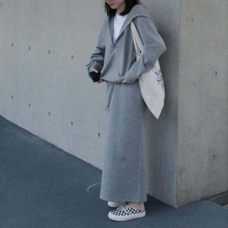長袖 Vネックスウェット&ロングスカート セットアップ 204496