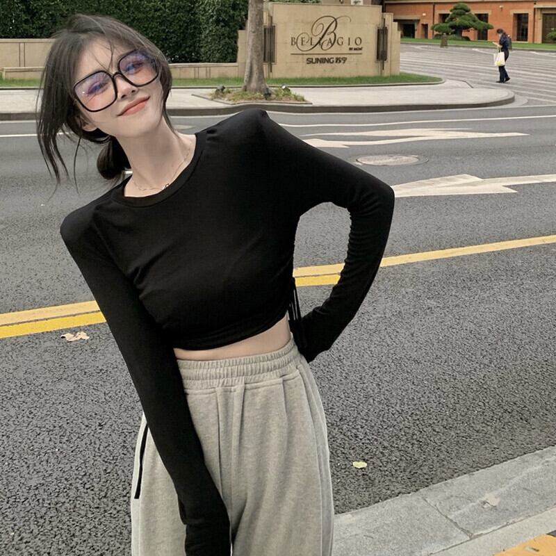 ウェストクロップドショートギャザーTシャツ シャツ オータムレッドトップス ソリッド カラー 秋物 ソリッドカラー ガールズファッション23768999584