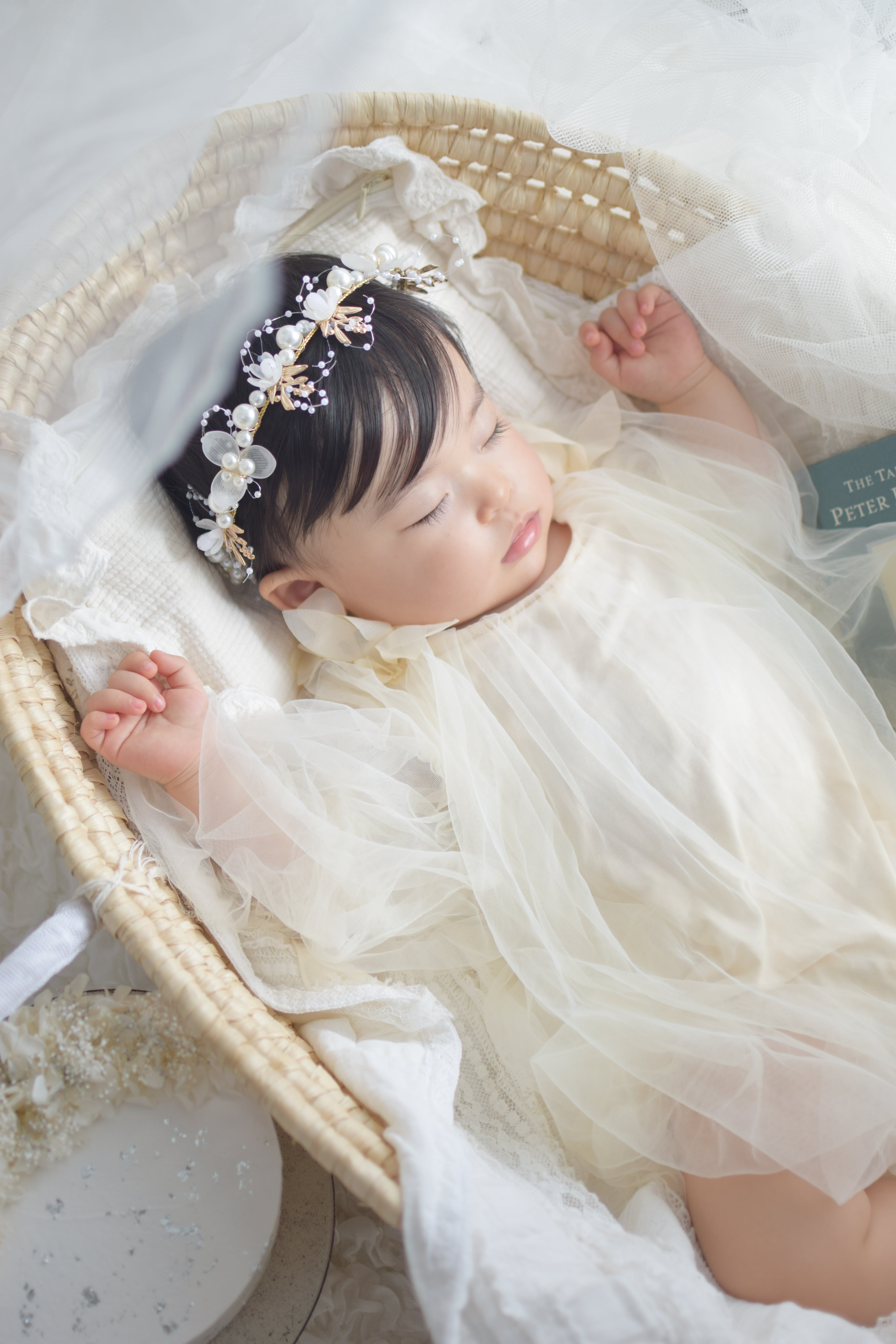 HIBYEBEBE アイボリー チュールドレス　100cm　韓国子供服 ＼店内全品対象！2点目の商品10％OFF！／ベビードレス チュールワンピース ドレス 女の子 誕生日 結婚式 ハーフバースデー ベビー 子供 キッズ服  ベビー服 チュールドレス チュールドレス ワンピース リベビー Libaby f-596 | PANSELINA（パンセリーナ）