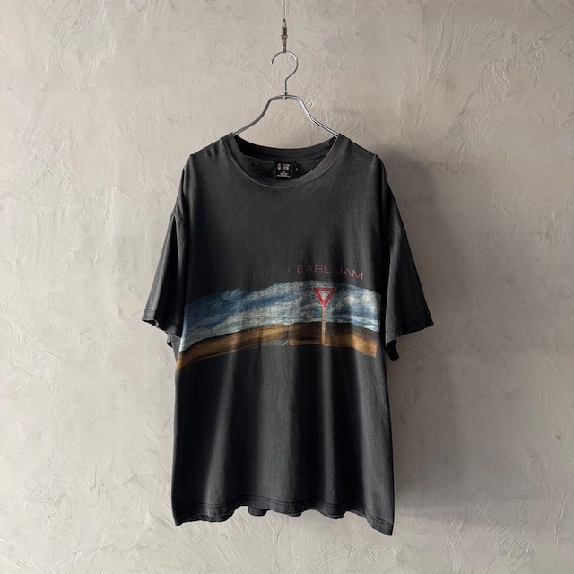 -Pearl Jam- 90’s “Yield” Print T-shirt