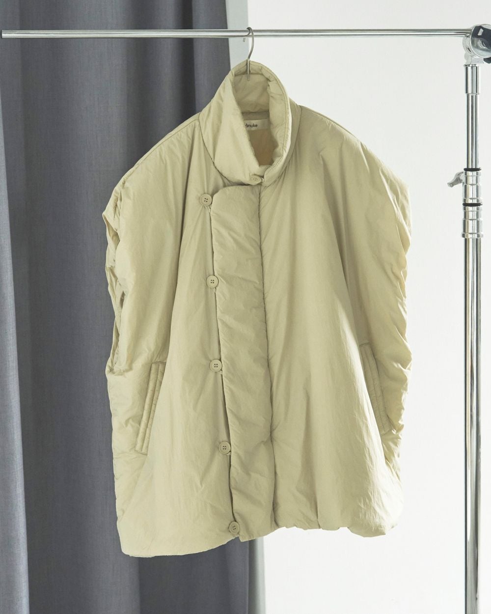 anuke 】Volume Over Vest | valance 福井｜レディース セレクト