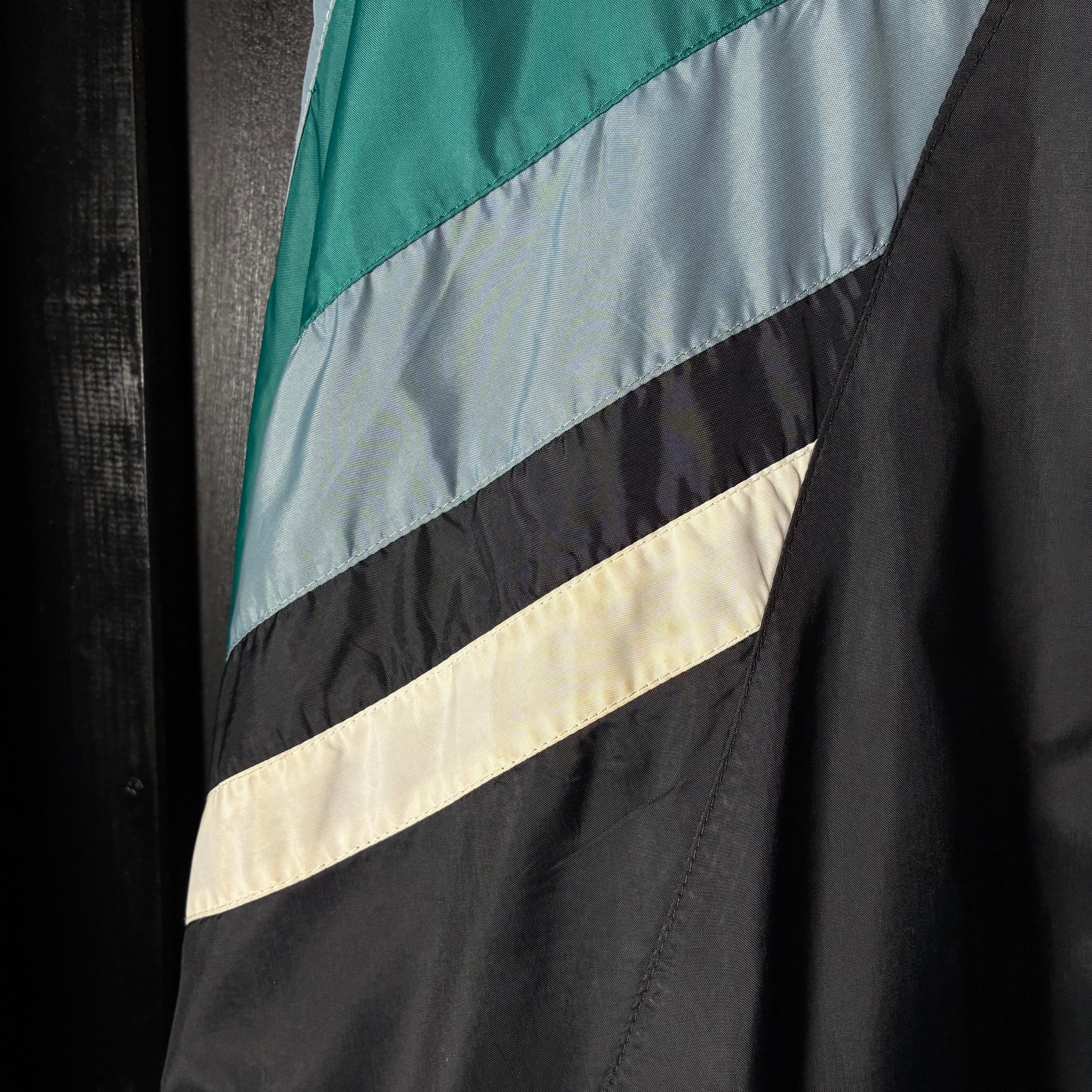 90s NIKE ナイロンジャケット グリーン×ブラック切替 ナイキ | 古着屋