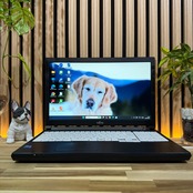 ☘美品 2023年モデル‼️富士通 LIFEBOOK A5512/J☘️第12世代☘8GB☘️SSD255GB☘️ノートパソコン