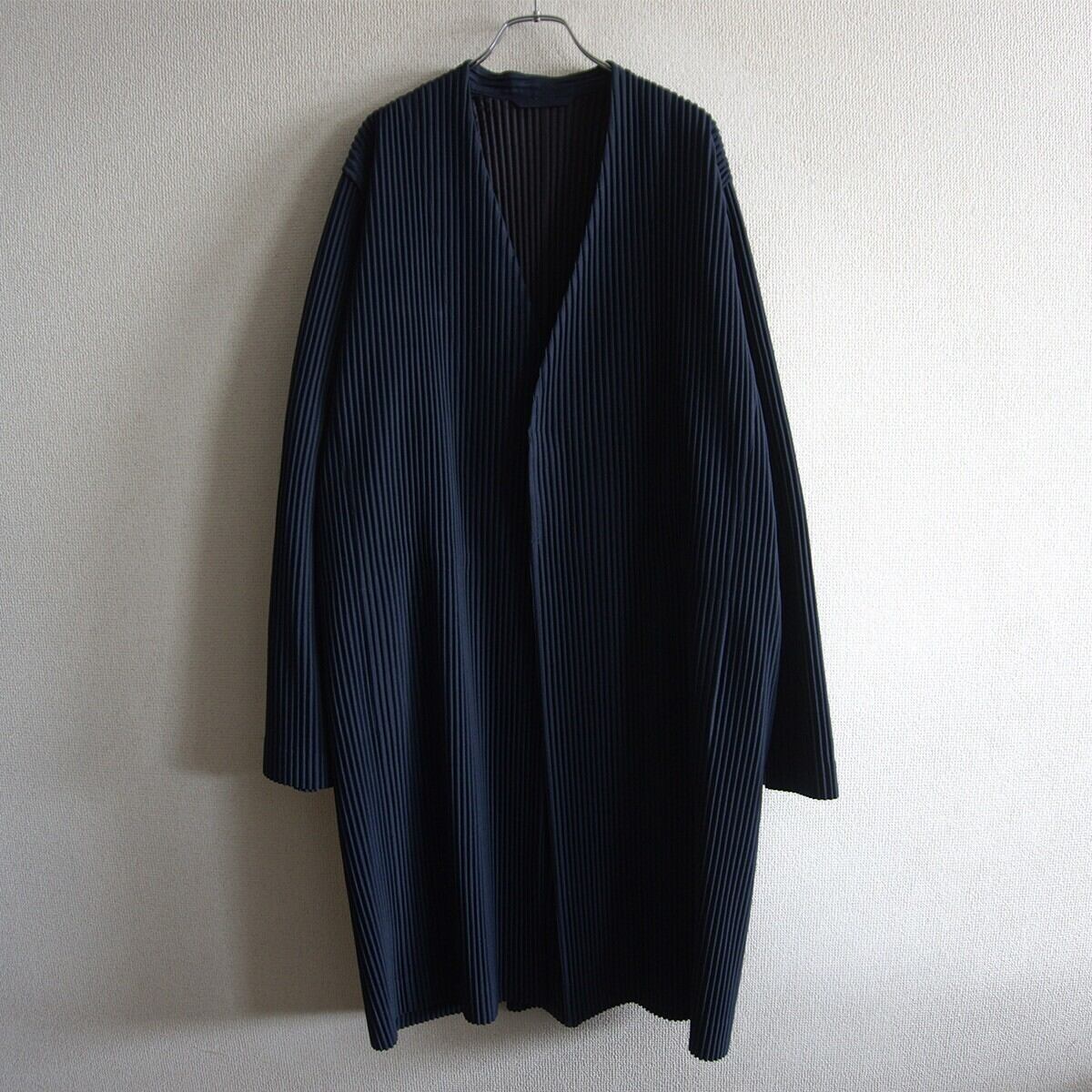 im ISSEY MIYAKE　プリーツ　ストライプ　イッセイミヤケ ISSEY MIYAKE | August shop