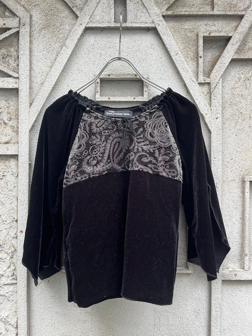 "GOTHIC" velour 3/4 sleeves tops