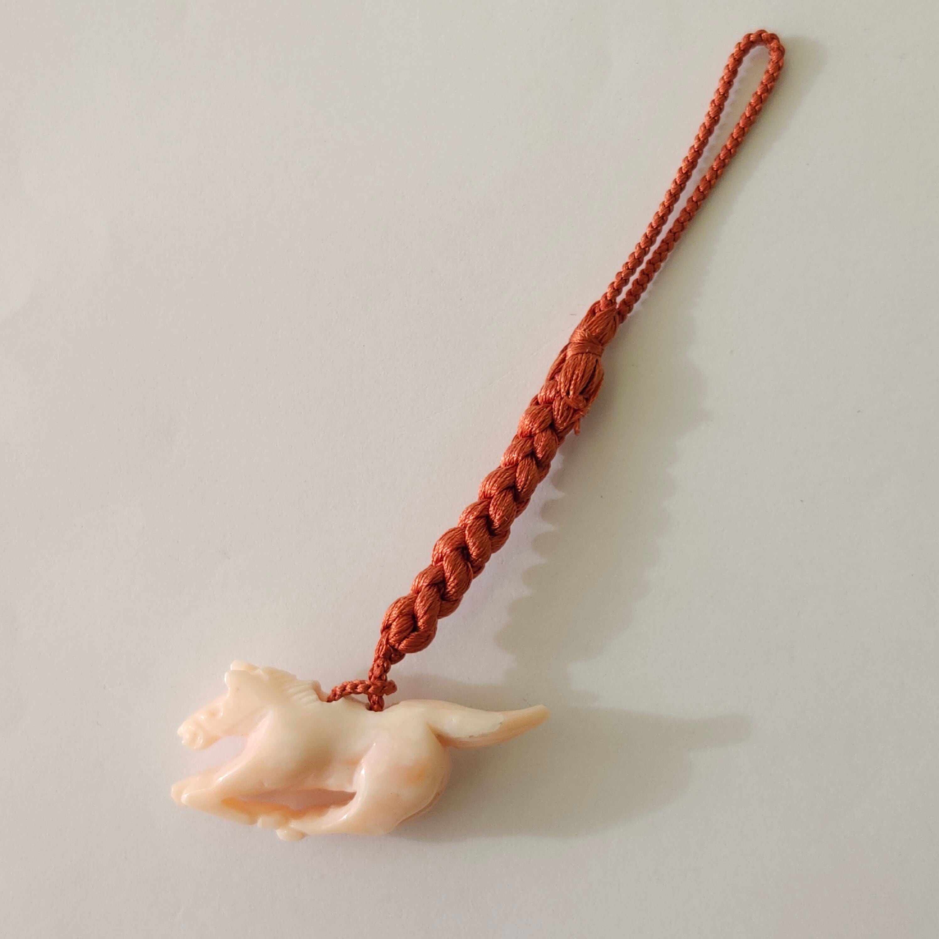 馬の根付 【商品紹介動画が商品説明からご覧いただけます】 | 清岡珊瑚店