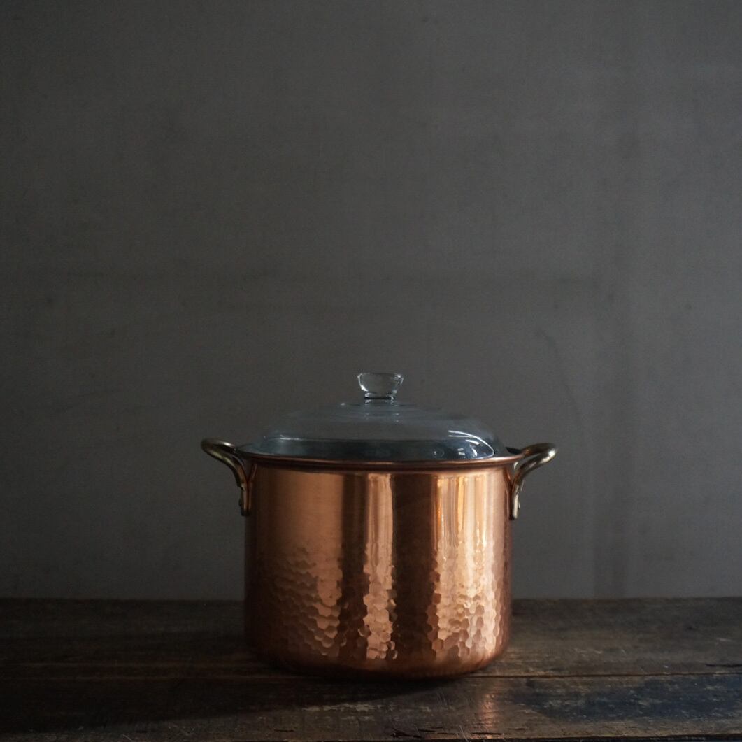 古い国産の銅鍋