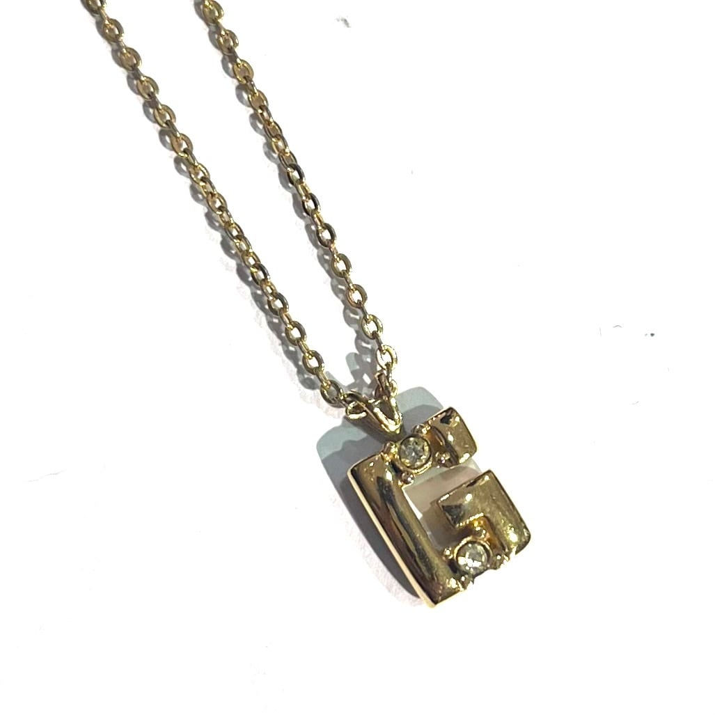 GIVENCHY ジバンシィ】洗練という名のスタイル。 1880 ヴィンテージ