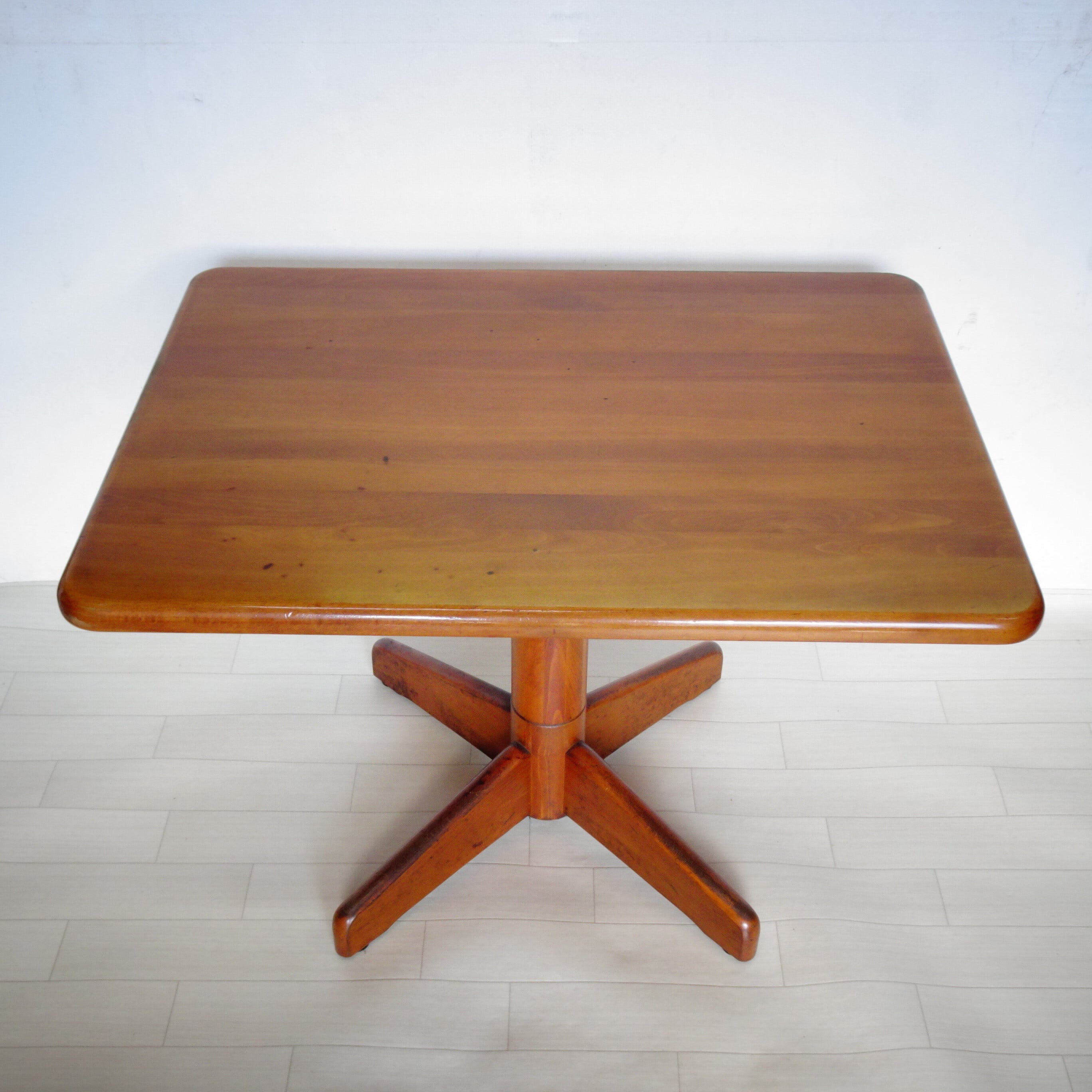 柏木工 ダイニングテーブル | 純喫茶家具の村田商會