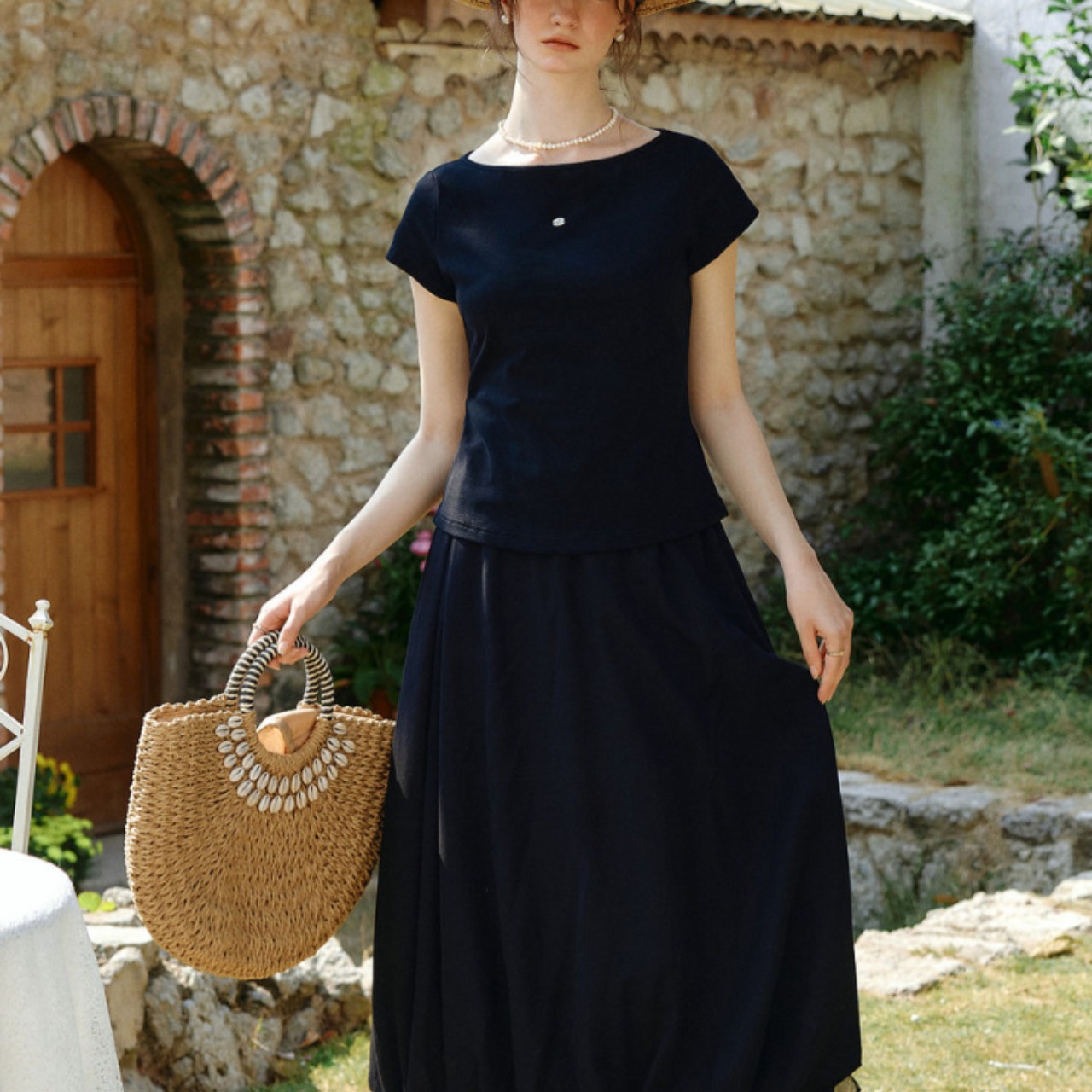 Nœud Noir Back Cut Top F0649