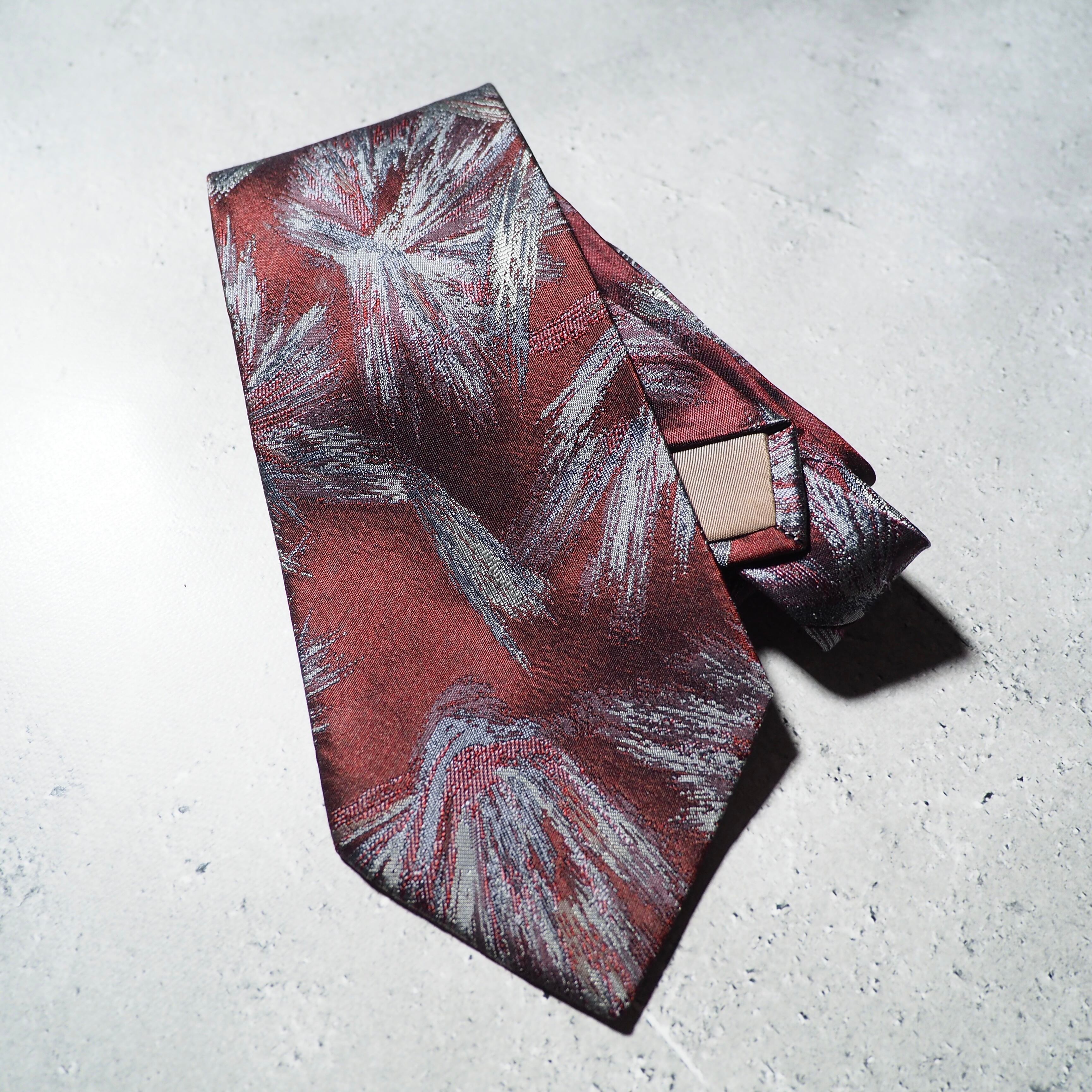 " im - ISSEY MIYAKE " Contemporary Art Embbossed vintage Silk Tie