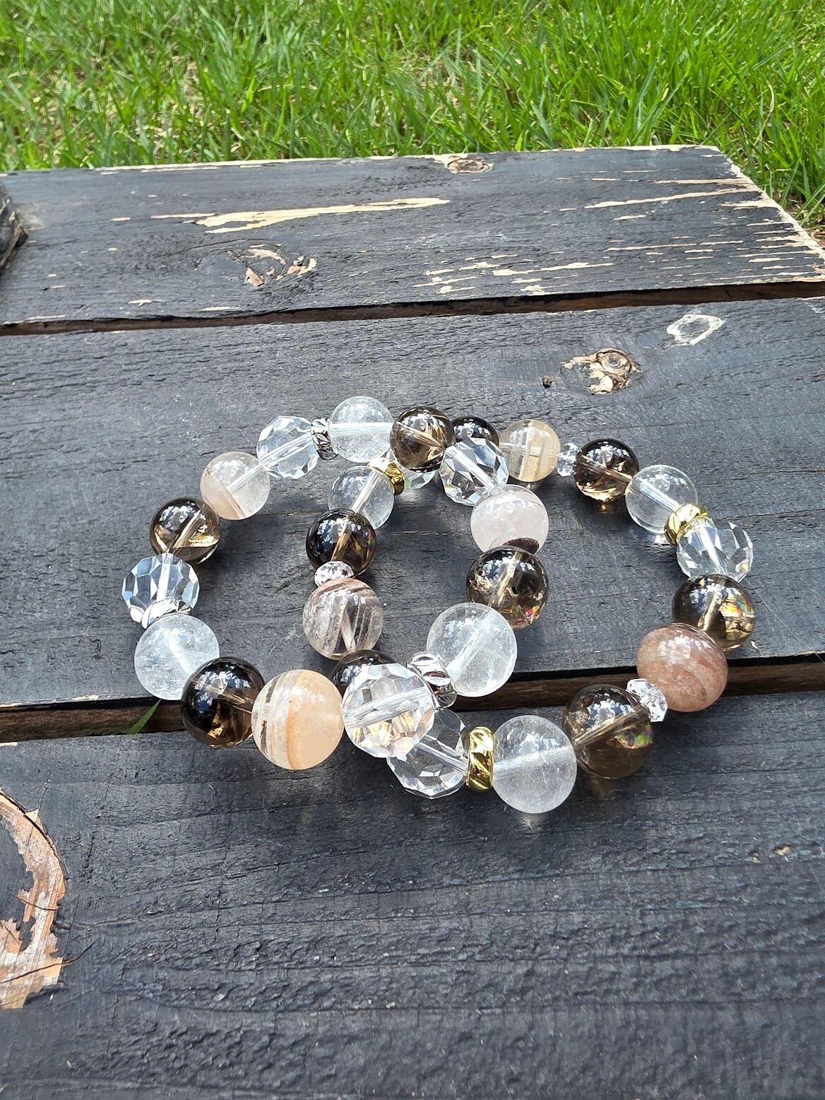 千層ファントム×ヒマラヤクォーツ|試練を超え未来へ進む力を授ける天然石ブレスレット