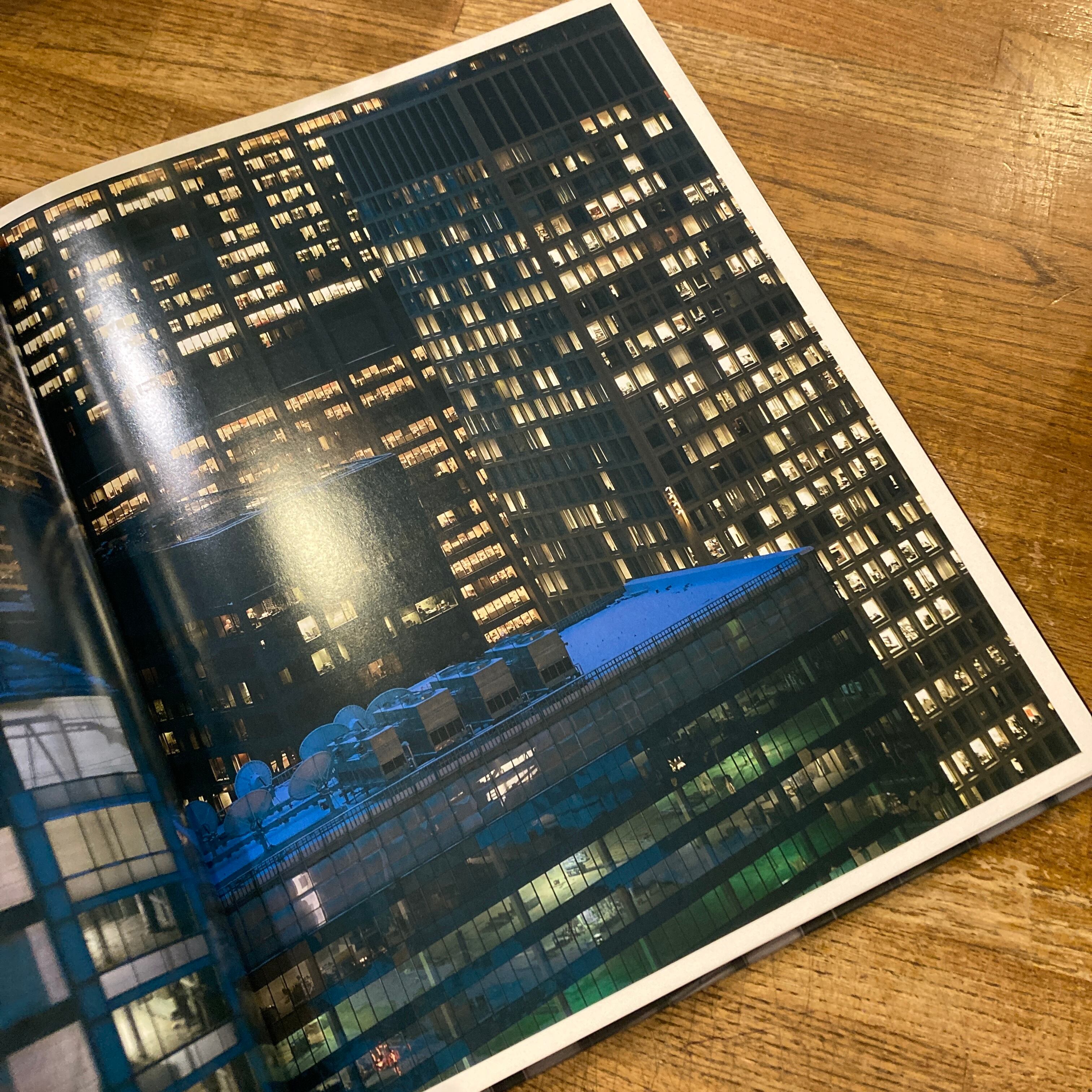 The Transparent City / Michael Wolf | 百年