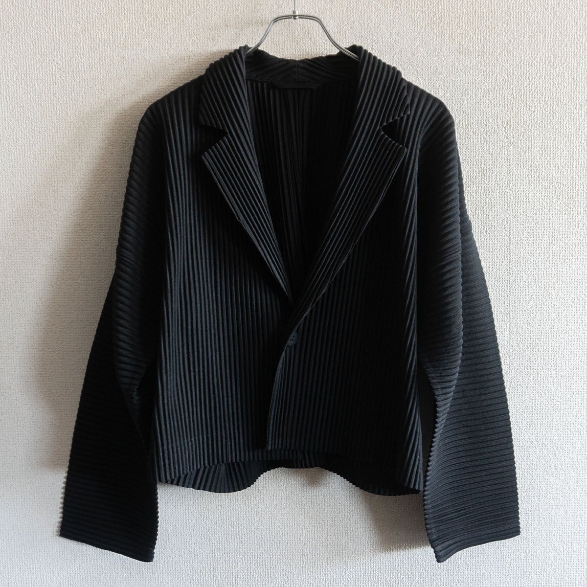 ISSEY MIYAKE | August shop