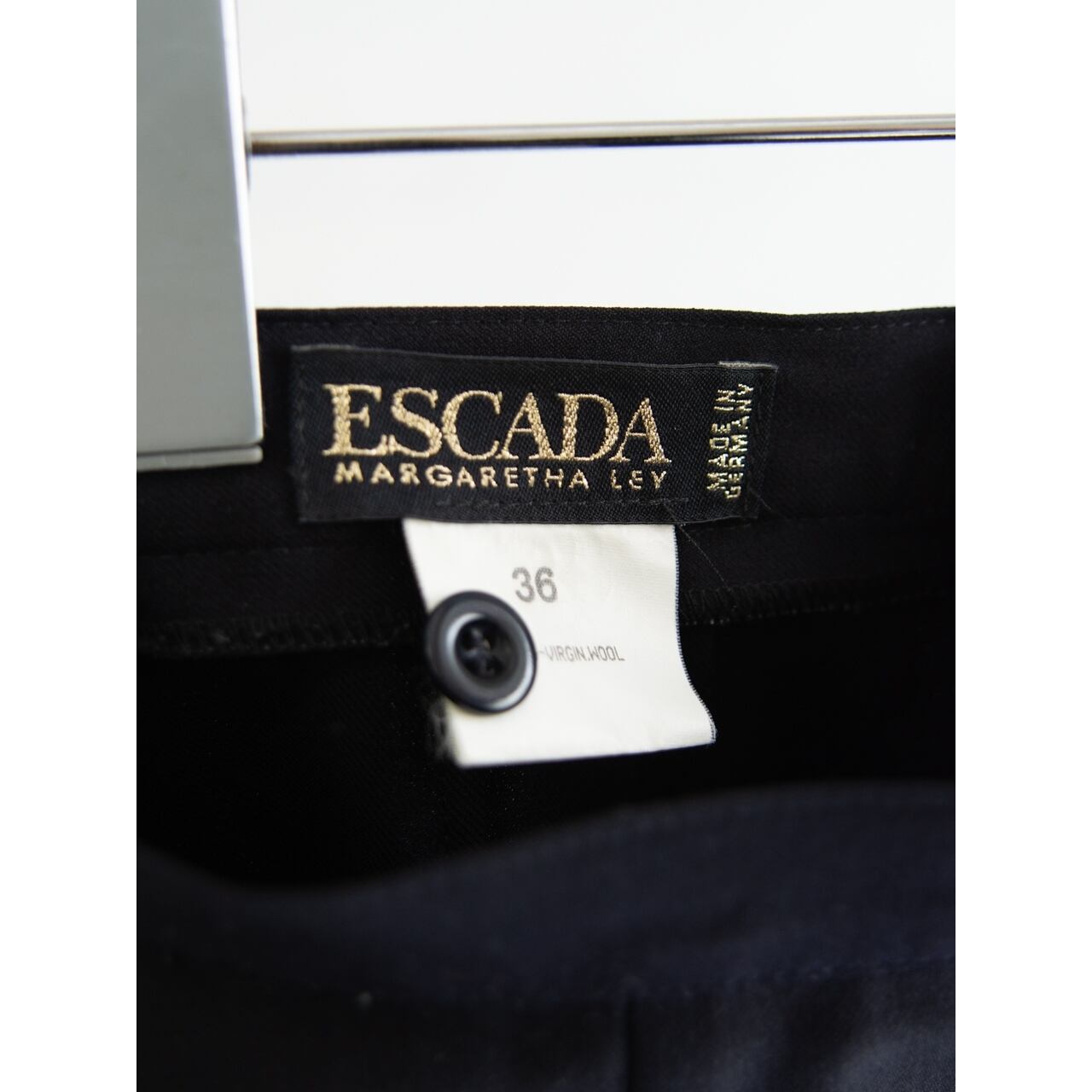 ESCADA ジャケット ドイツ製 36サイズ エスカーダ-