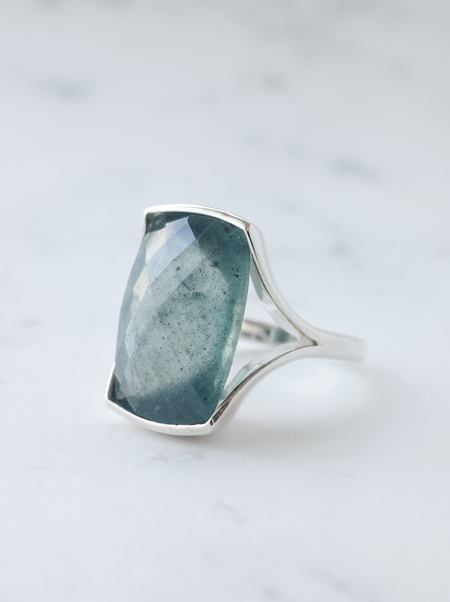 Moss Aquamarine Ring