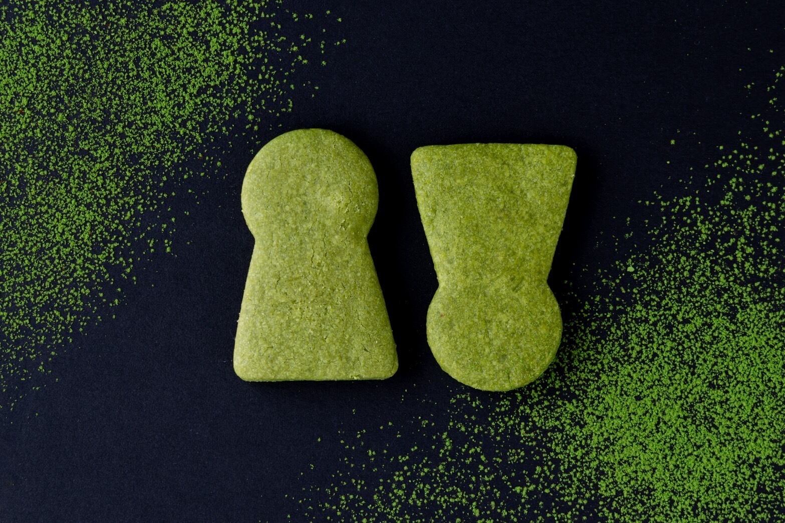 しあわせの宝石箱　古墳＆うさぎのいろいろクッキー缶（大阪府ドライいちじく入り）