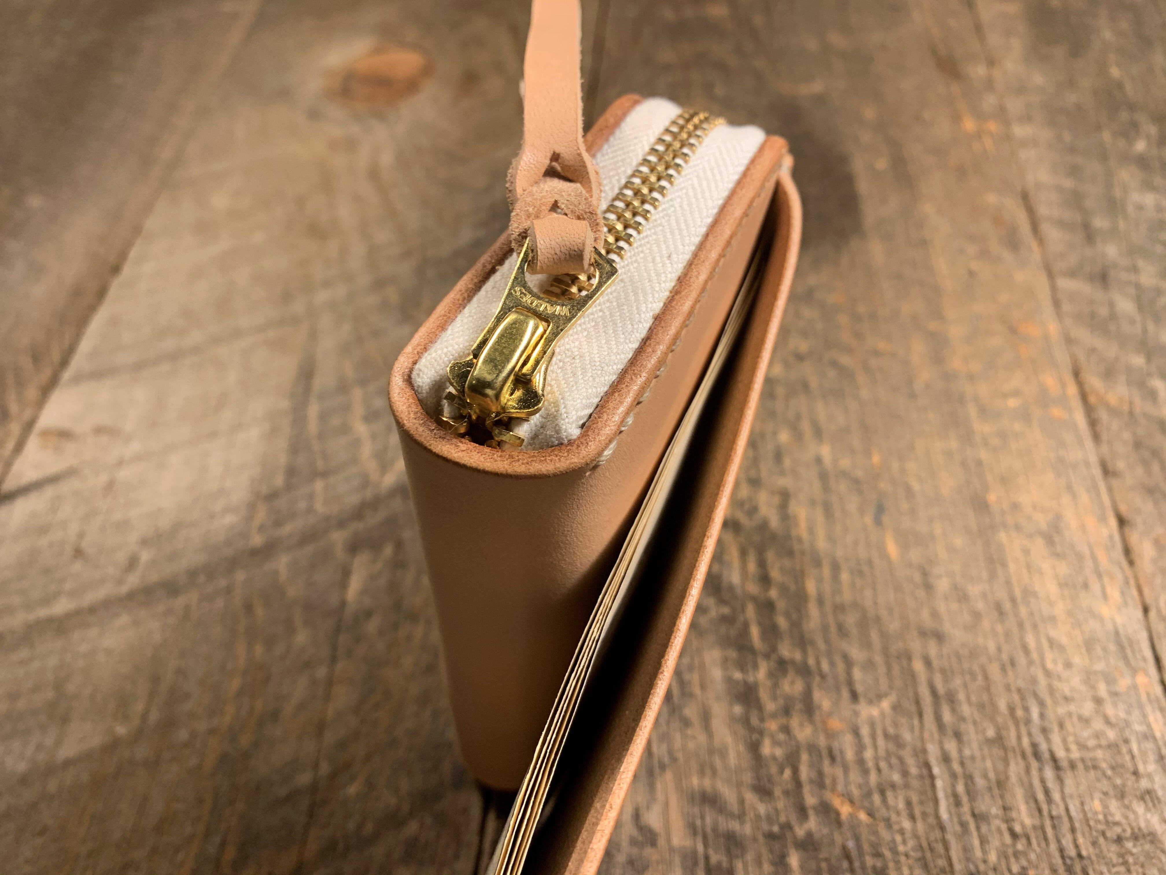 新品✴︎未使用】Coquette Round Mini Wallet ゴールド