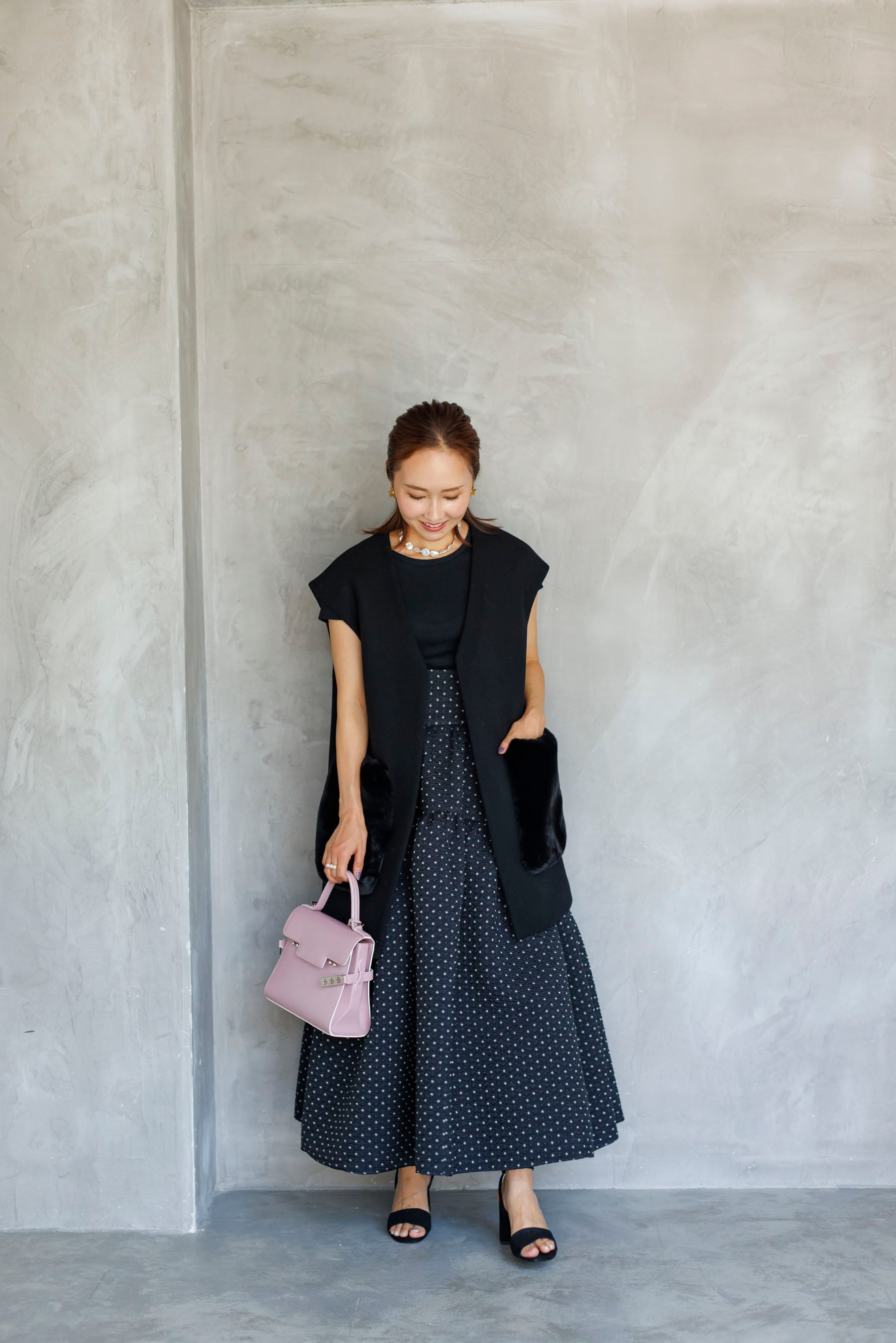 9/29(fri)21:00-Dot Jacquard suspenders skirt | Bluelea 