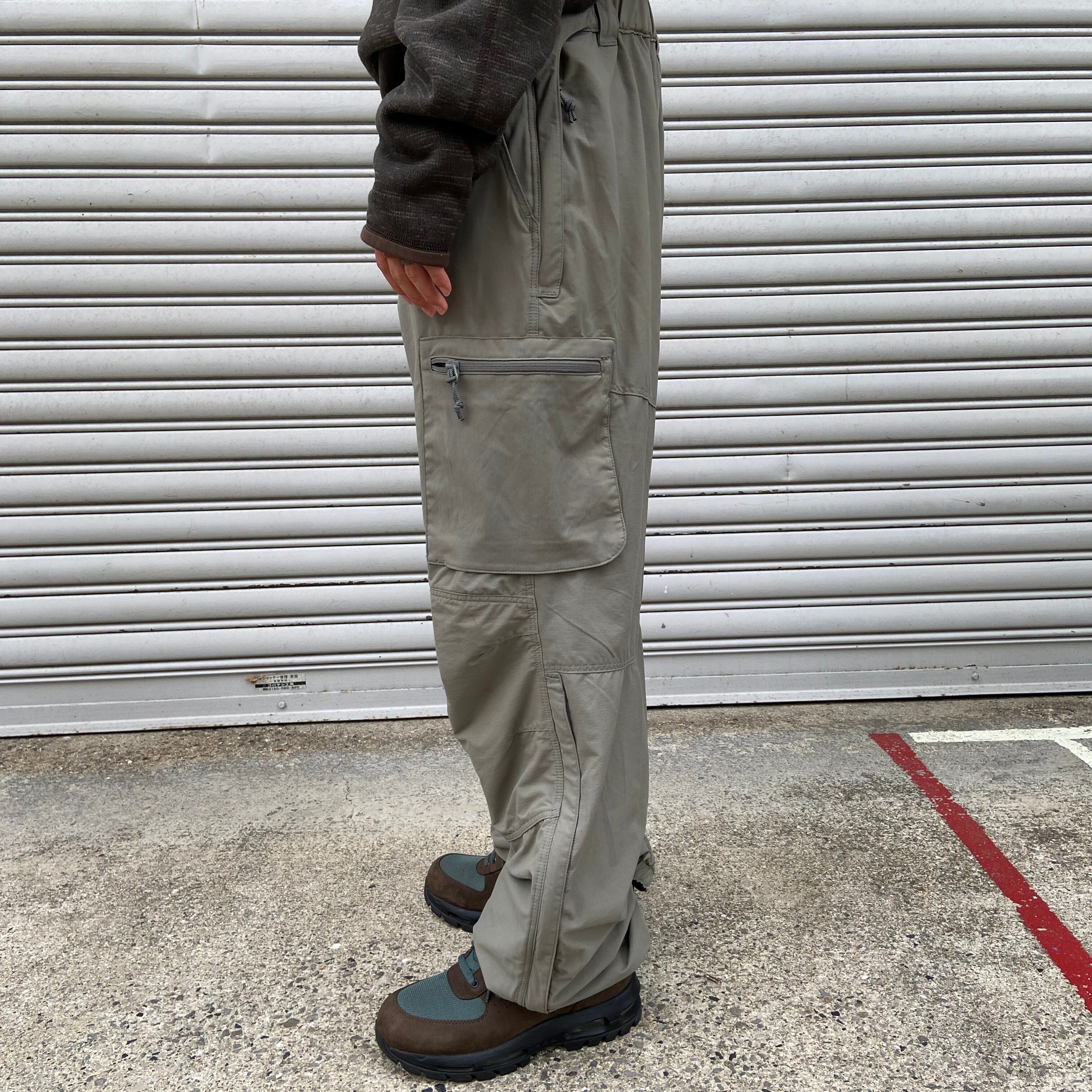 送料無料』Patagonia MARS PCU Level5 ソフトシェルパンツ M-R | 古着 