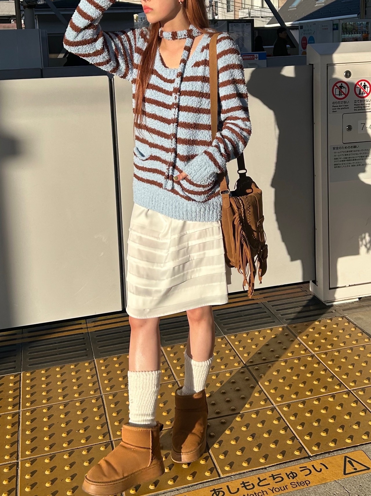 TUCK MIDI SKIRTS HK-016