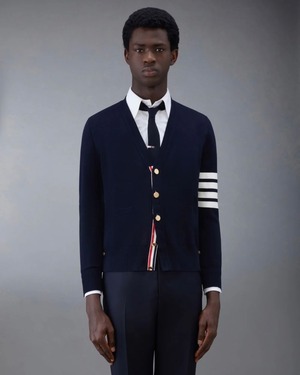 【THOM BROWNE】4BARミラノステッチ カーディガン