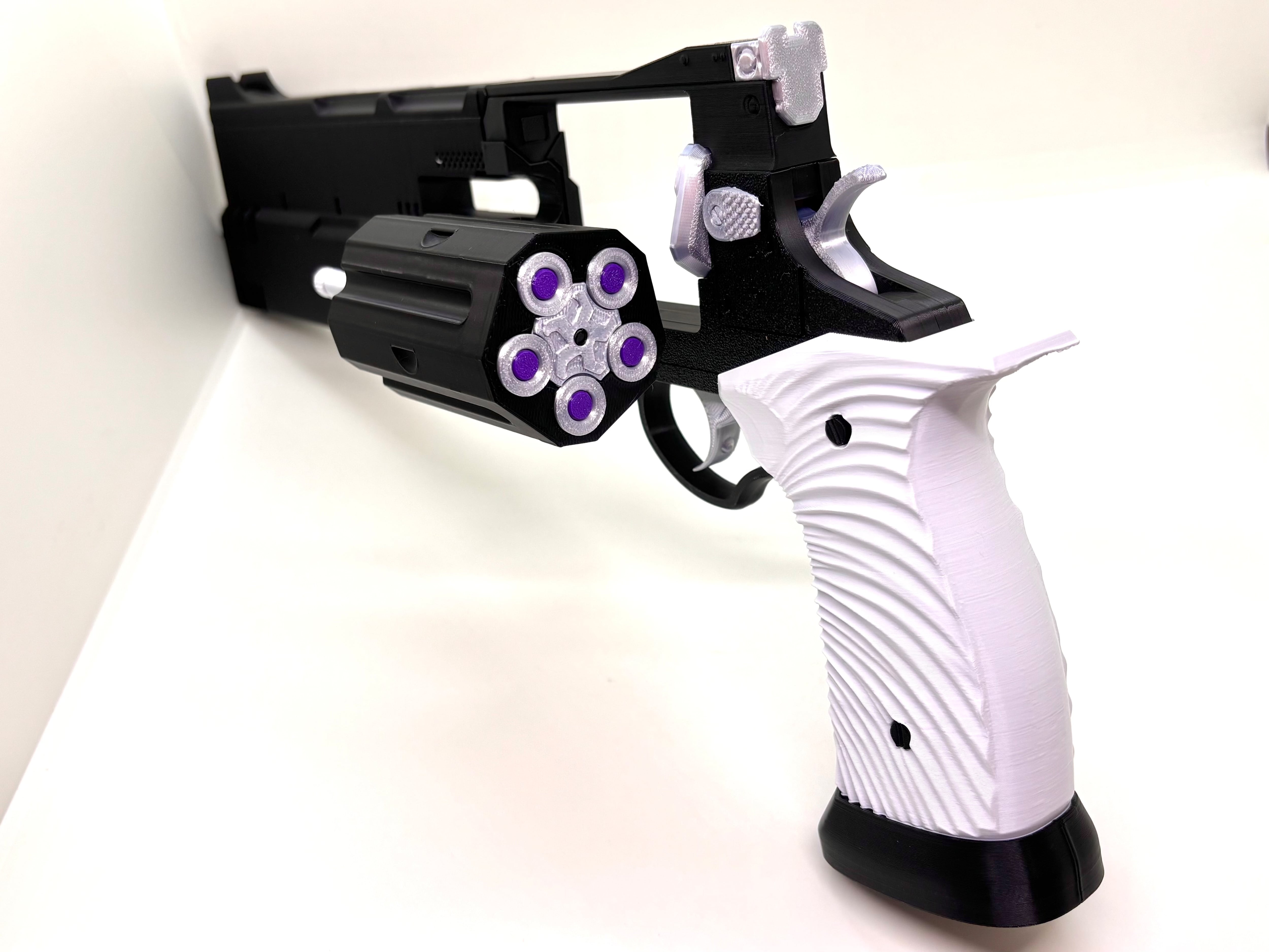 可動モデル）RE9 リボルバー 強化版(金属なし、発射機能なし） | 3D