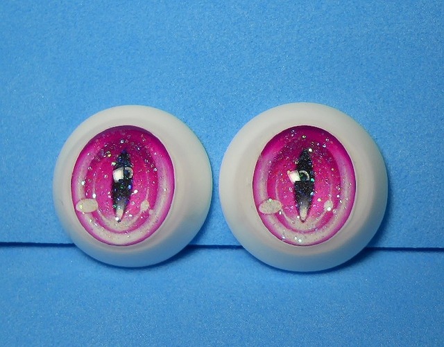 22mm レジンアイ　ケモノアイ　ピンク　キラキラEye #2k