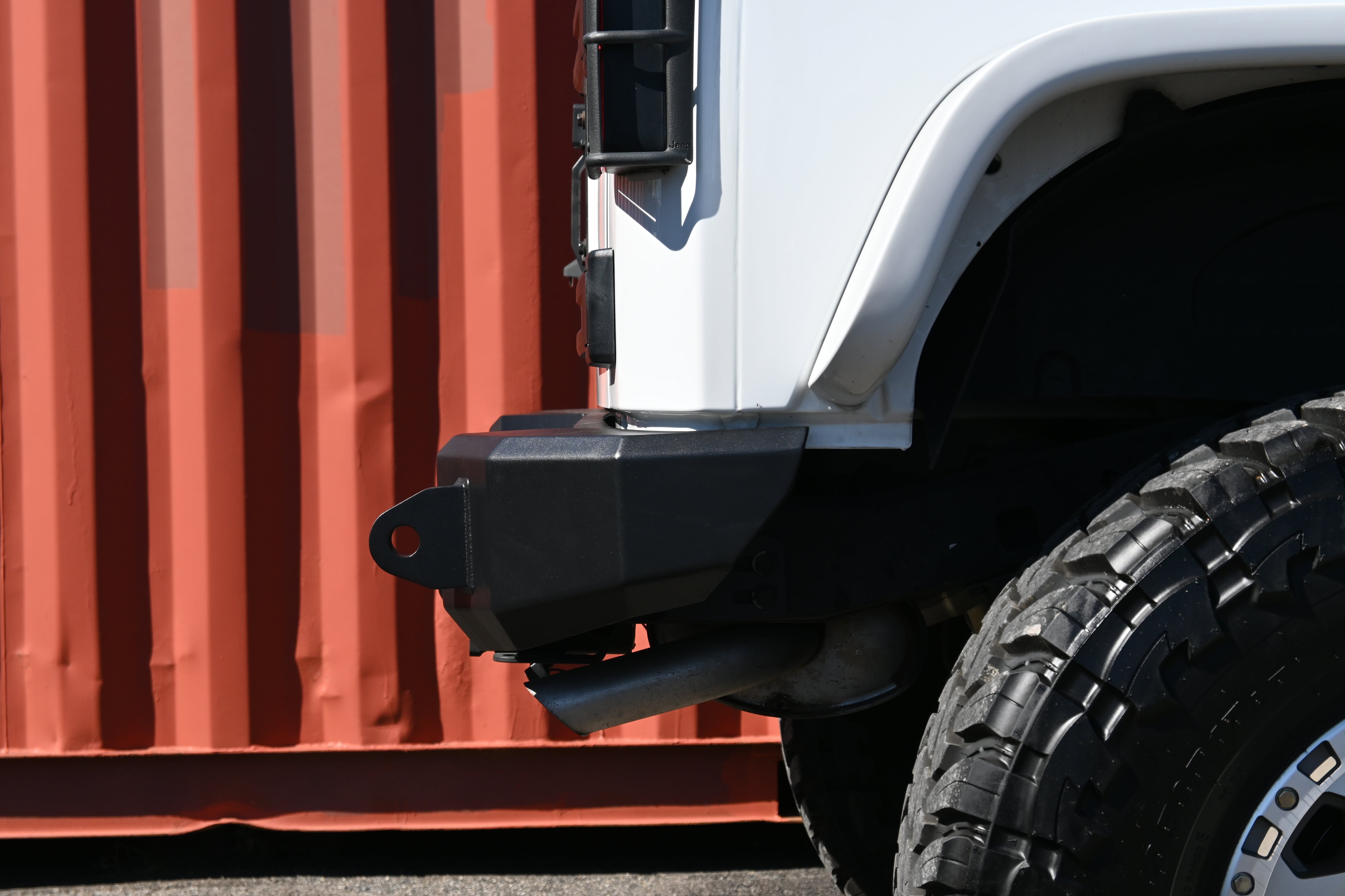 ULTIMATE リアバンパー ブラックパウダーコート JKラングラー4DR