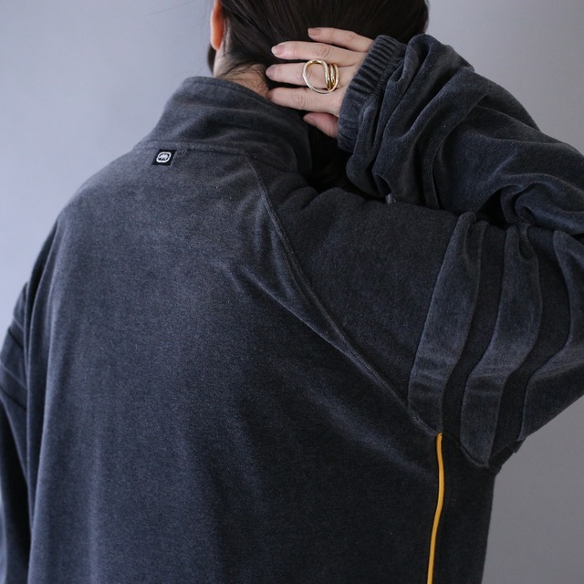 gray × yellow good coloring over silhouette velours track jacket