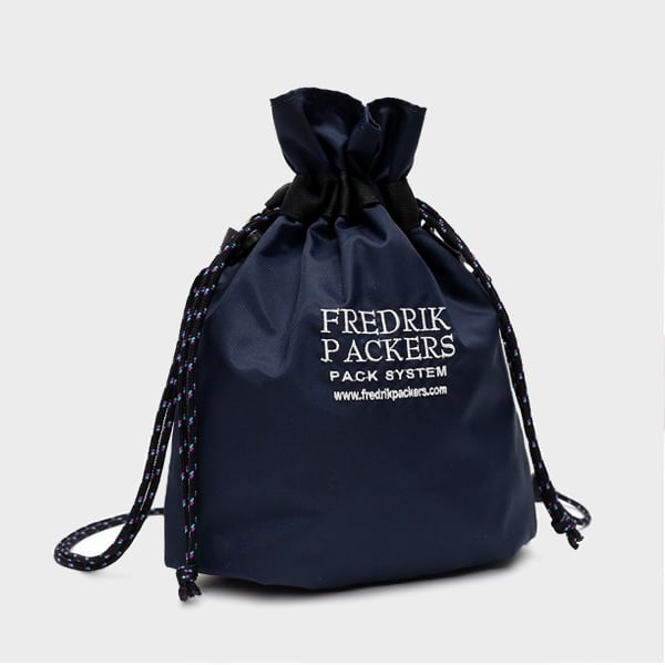 FREDRIK PACKERS バーガンディ ボストンバッグ 【公式通販】
