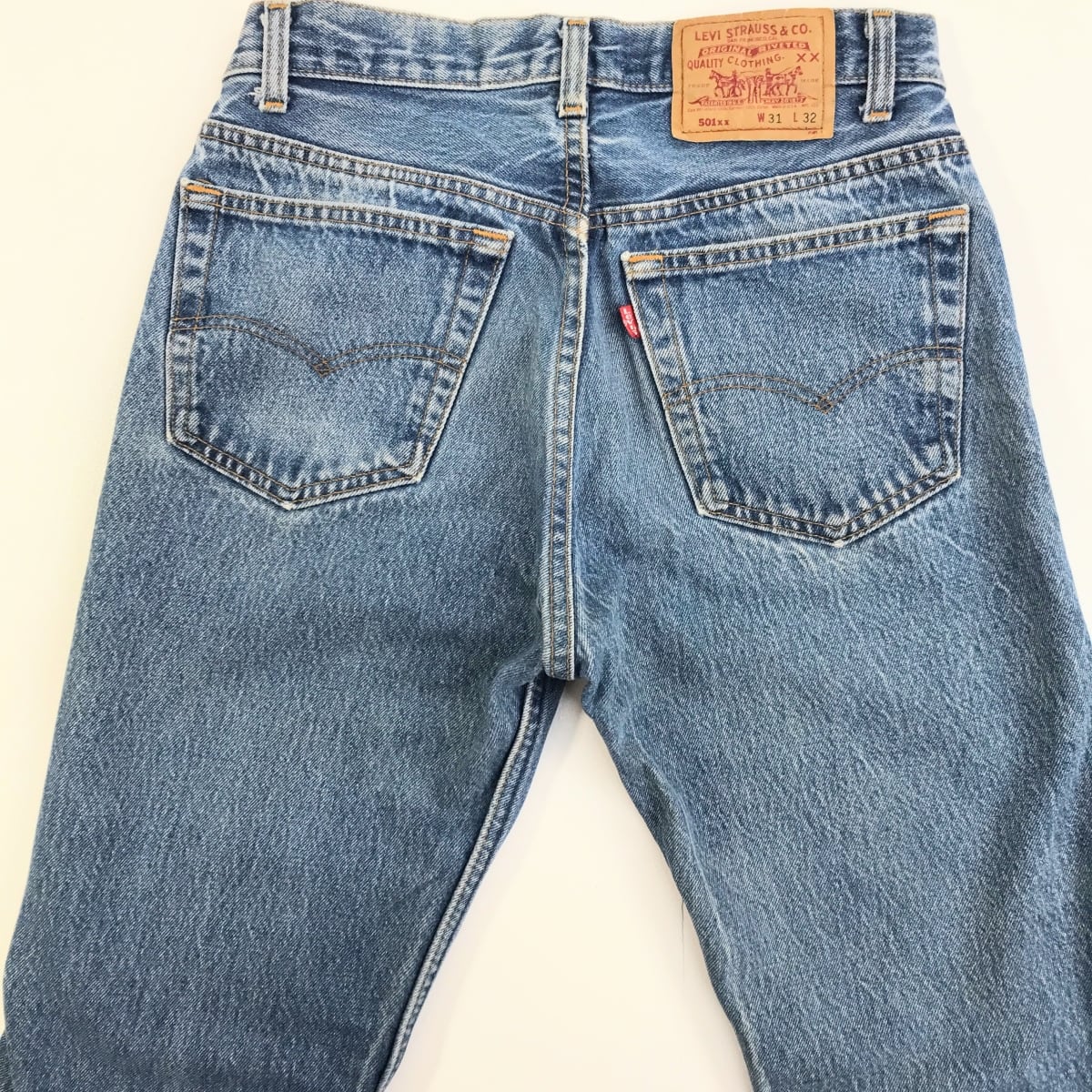 ぱーやん​【90s USA製】 W34 L32 良色落ち 1997年製 1994年製 一点物 USA製 リーバイス501xx ブルー ジーンズ 実寸W33 L32