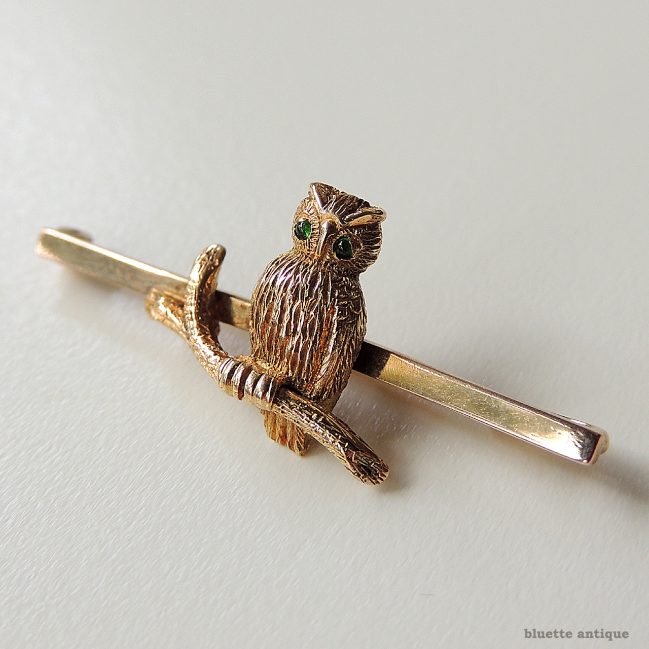 英国アンティークジュエリー 15ct・9ctゴールド フクロウ バーブローチ(鑑別書付)