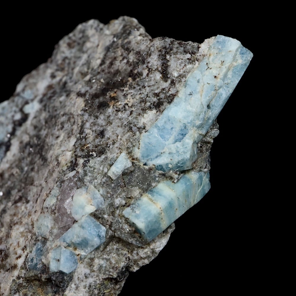 自主採掘！アクアマリン カリフォルニア産 58g AQ287 原石 鉱物 天然石