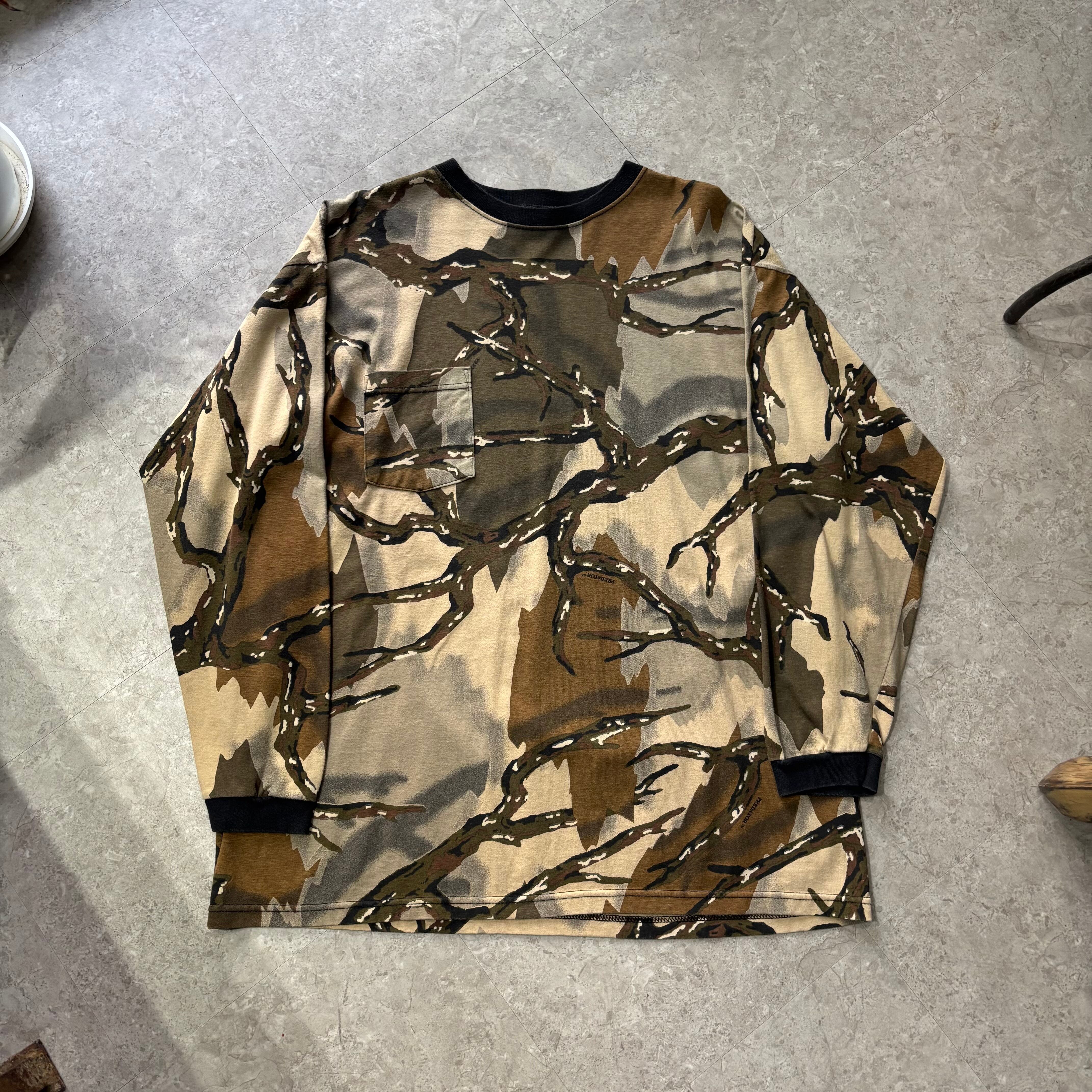 80s~90s PREDATOR CAMOUFLAGE L/S pocket T-shirt 【仙台店】