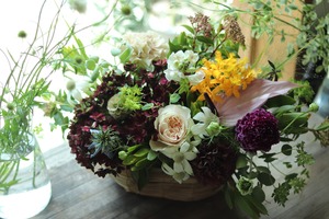 アレンジおまかせくすみカラー　生花　