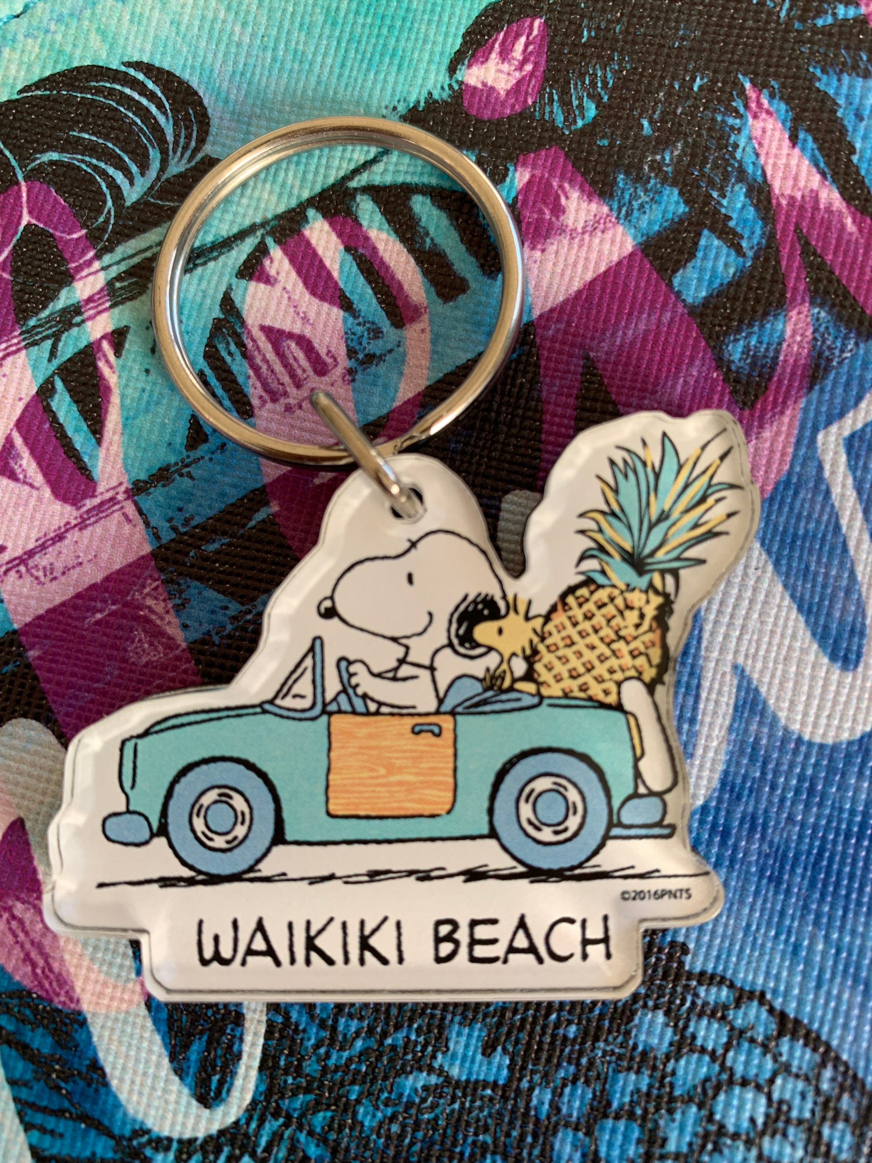 【希少】ハワイ限定　日焼けスヌーピー キーホルダー　タグ付き 日焼けスヌーピー SURF'S UP PEANUTS ハワイ限定 マスコット キー