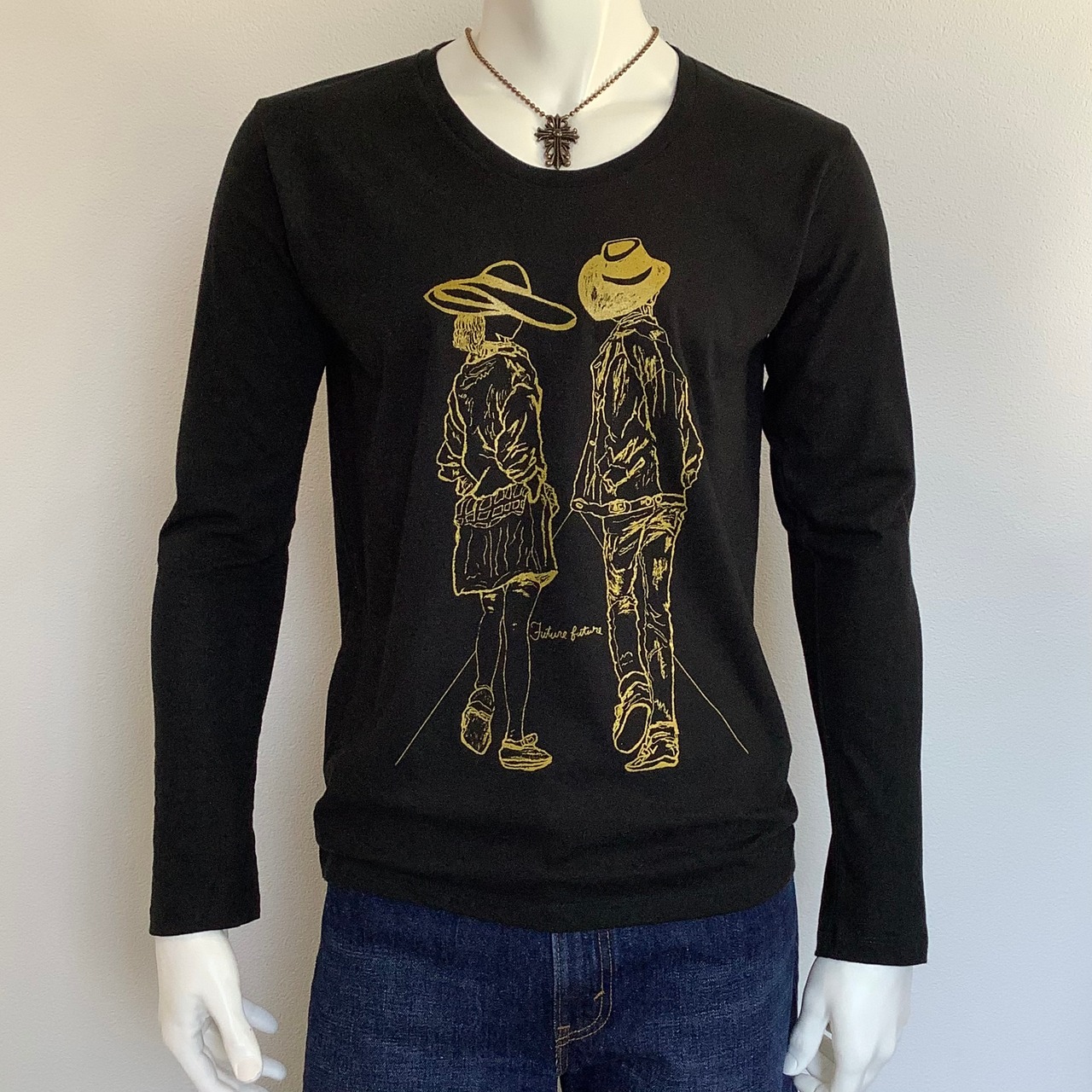 Future,future ( これからの未来 ) Uネック ロングTシャツ ブラック