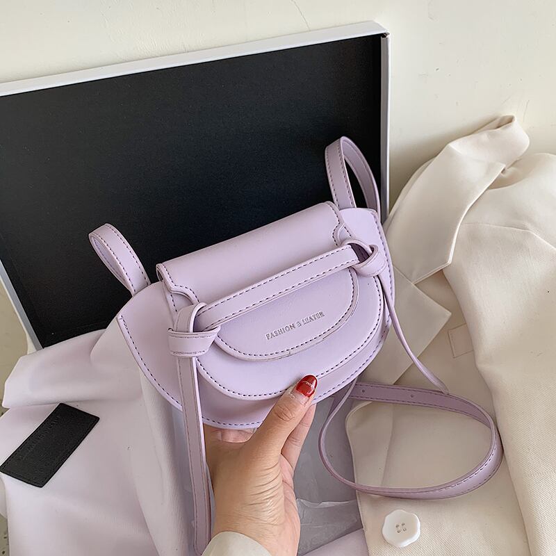 ネットレッドスモールバッグeign女性バッグ2020夏の新しい波のファッションワイルドミニクロスボディバッグユニークなサドルバッグ Tiancai_Wing_Bag0741593