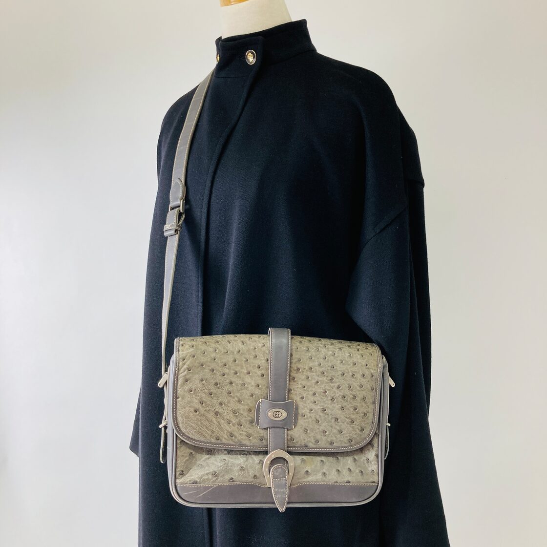 Used】OLD GUCCI オーストリッチライン ショルダーバッグ | Pay ID