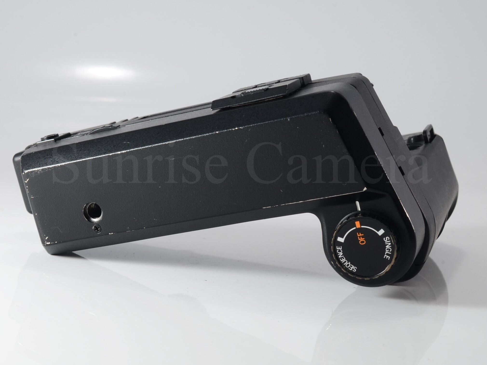 OLYMPUS OM-2SP レンズ2本 フラッシュ モータードライブセット 中古】OLYMPUS OM MOTOR Drive 2/ CONTROL PACK/ 充電器付 オリンパス