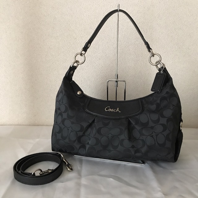 コーチ Coach シグネチャー ショルダーバッグ キャンバス レザー 黒 グレー ハイブランド ブランド専門の中古通販サイト 277736