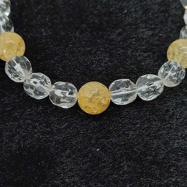 素粒水ビーズブレスレット（クラック水晶）